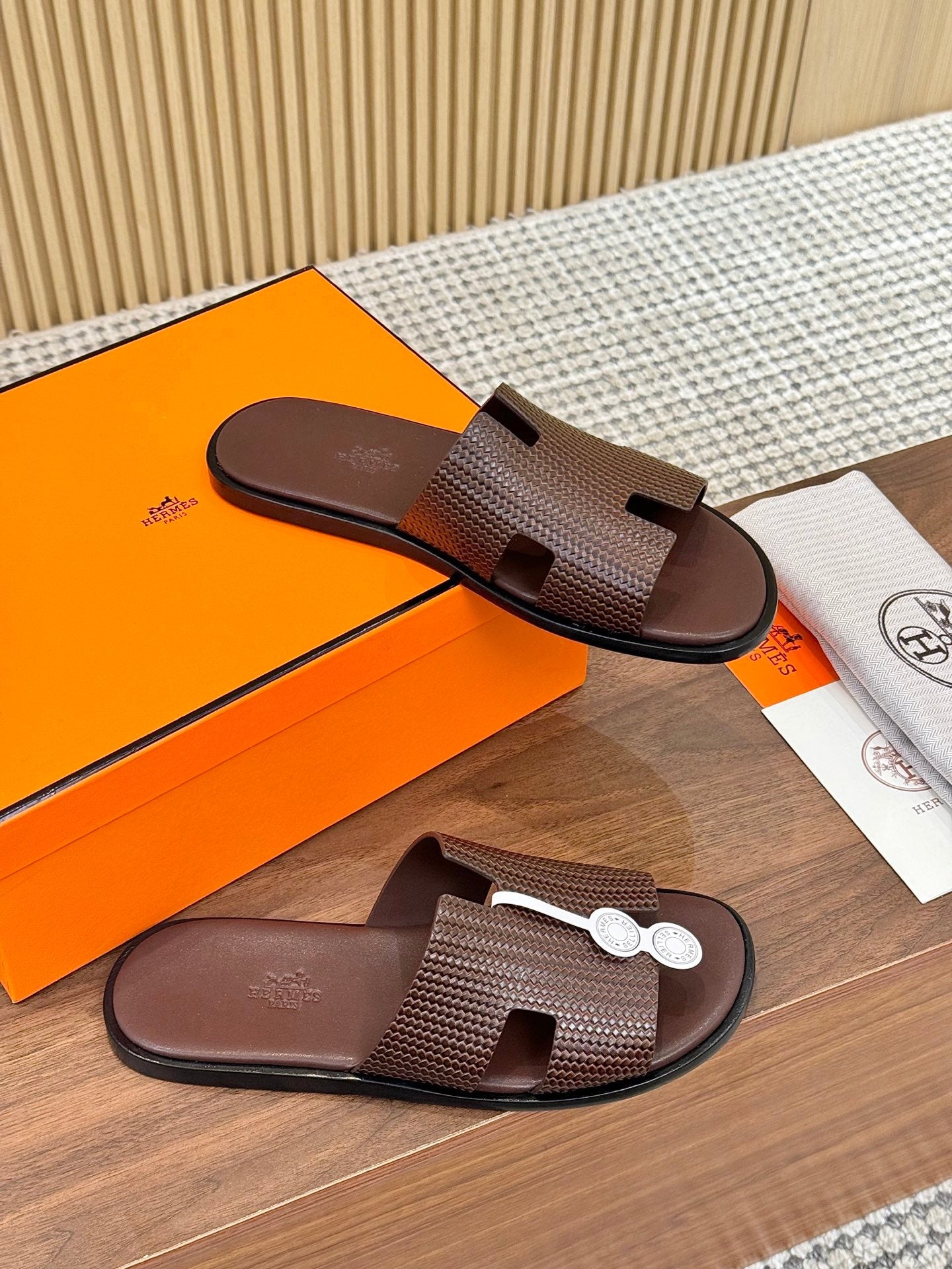 HM Izmir Sandals Coffee Embossed Leather 799283