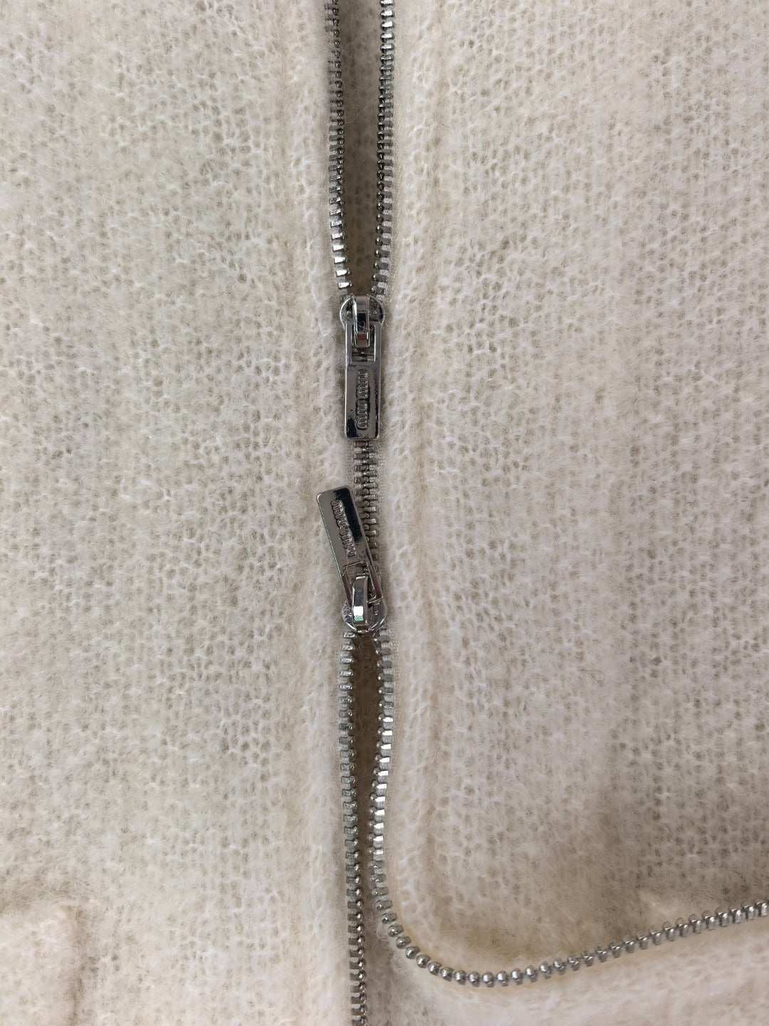 Miu 26s Double-zip Crew Neck Cardigan Cream 424807