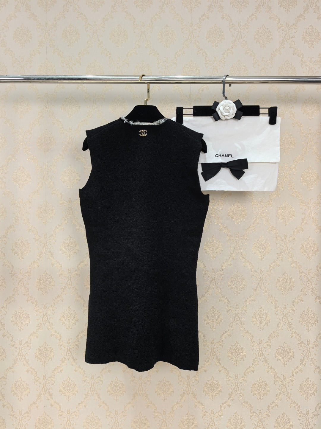 Chanel 26s Vest Black White Knit 448121