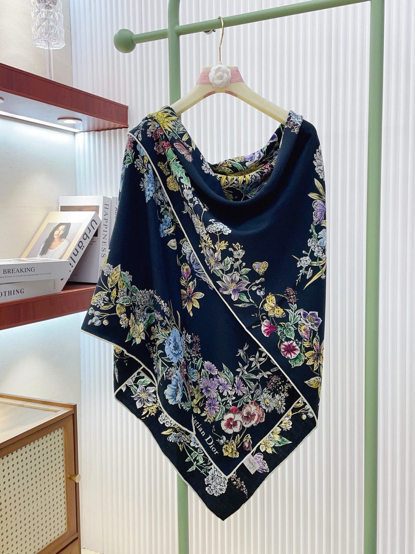 CD  Double-Sided Scarf 140cm Black Constellation Floral Pattern Cashmere 150380