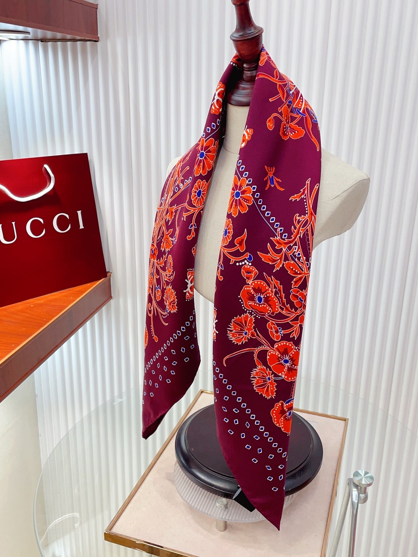 GG Scarf 90x90cm Wine Red Colorful Silk Twill 209920