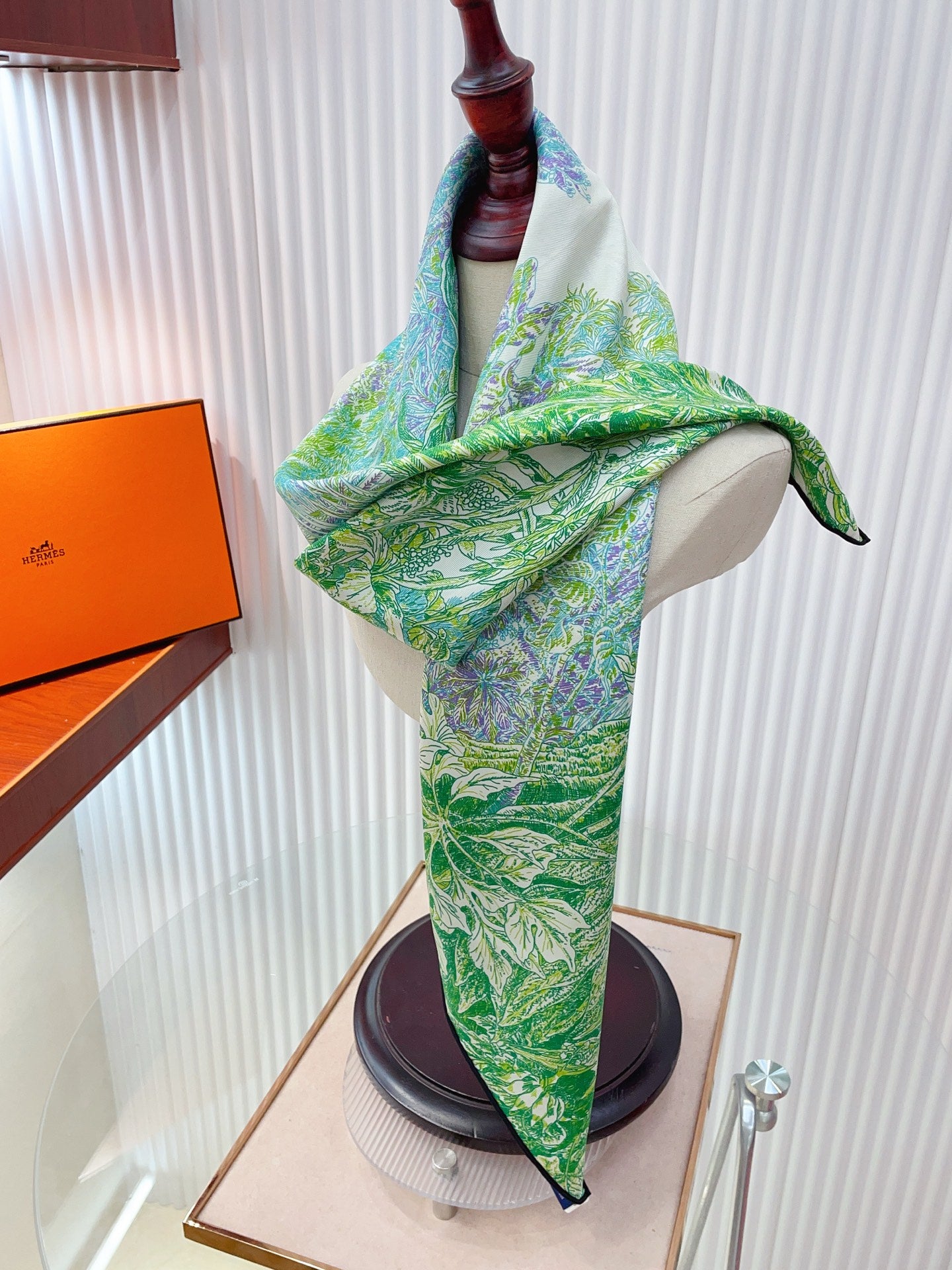 HM All'Orto Botanico Scarf 90x90cm Green Colorful Silk Twill 209930