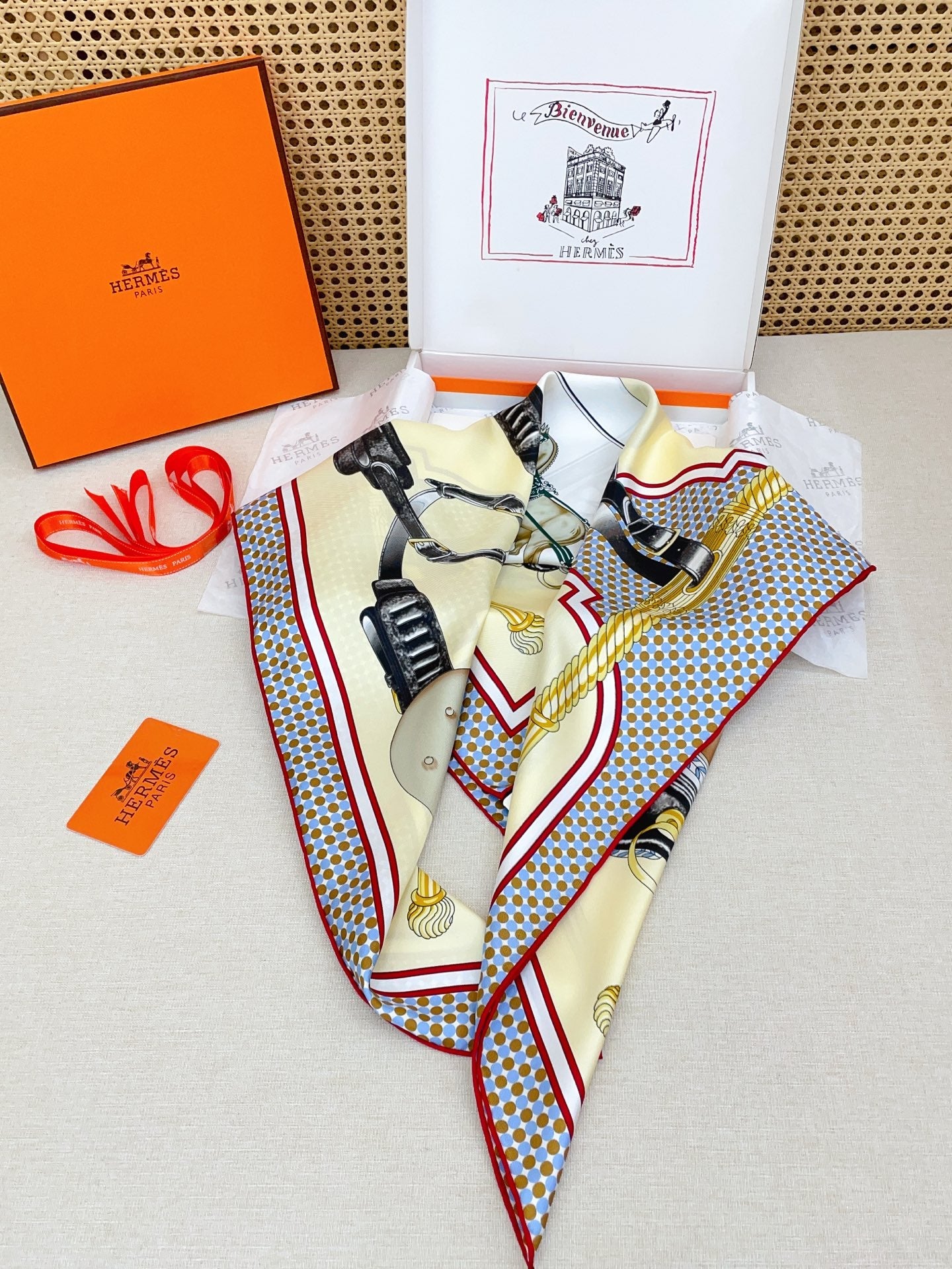 HM Carrick a Pompe Scarf 90x90 Light Yellow Colorful Twill Silk 212029
