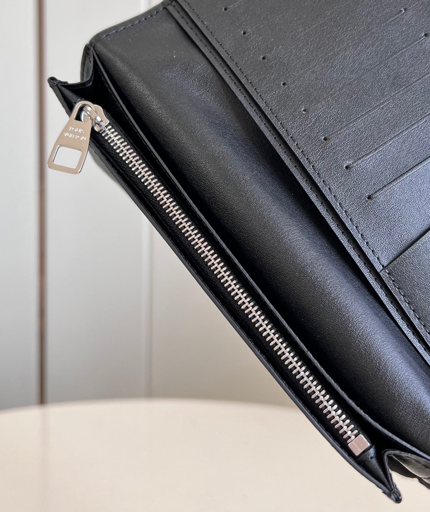 BRAZZA WALLET 19CM BLACK CALFSKIN