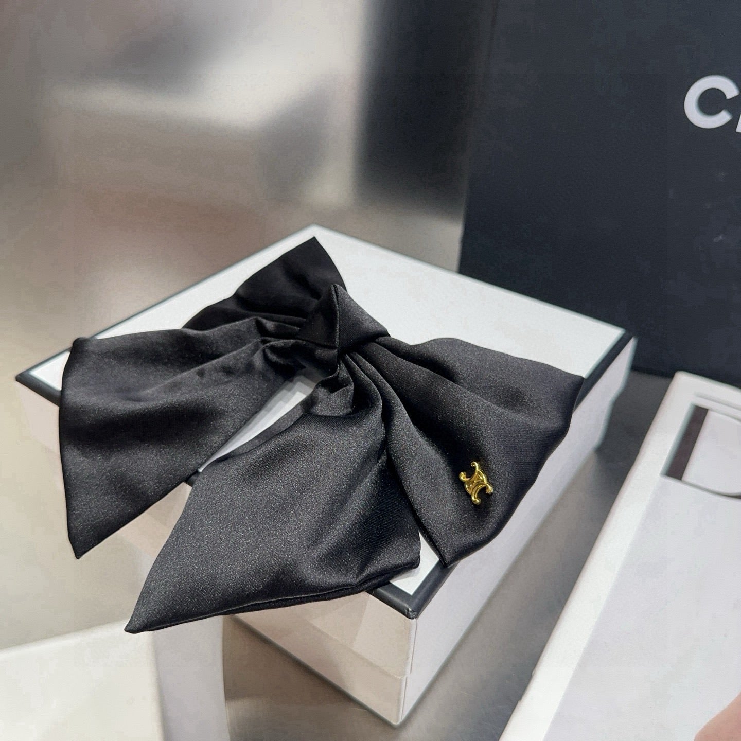 Celine 26s Triomphe Spring Clip 420279