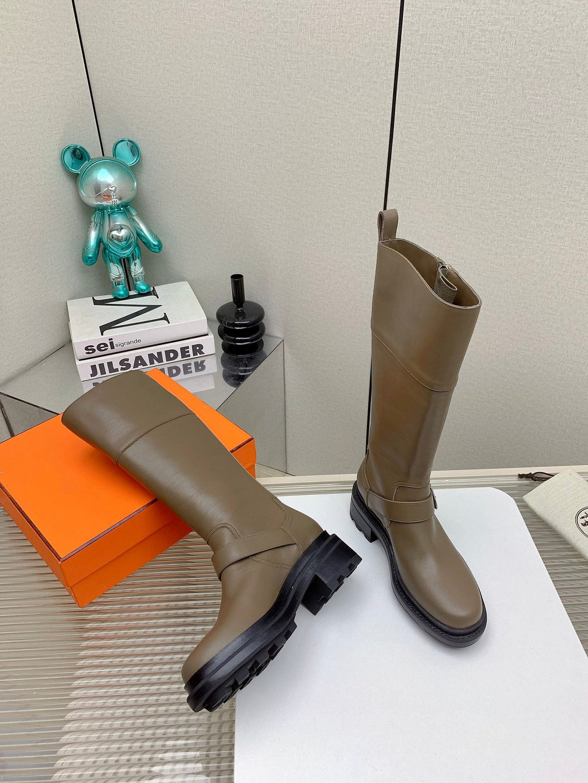 HM 26s Jaime Knee-High Boots Khaki Leather 160390