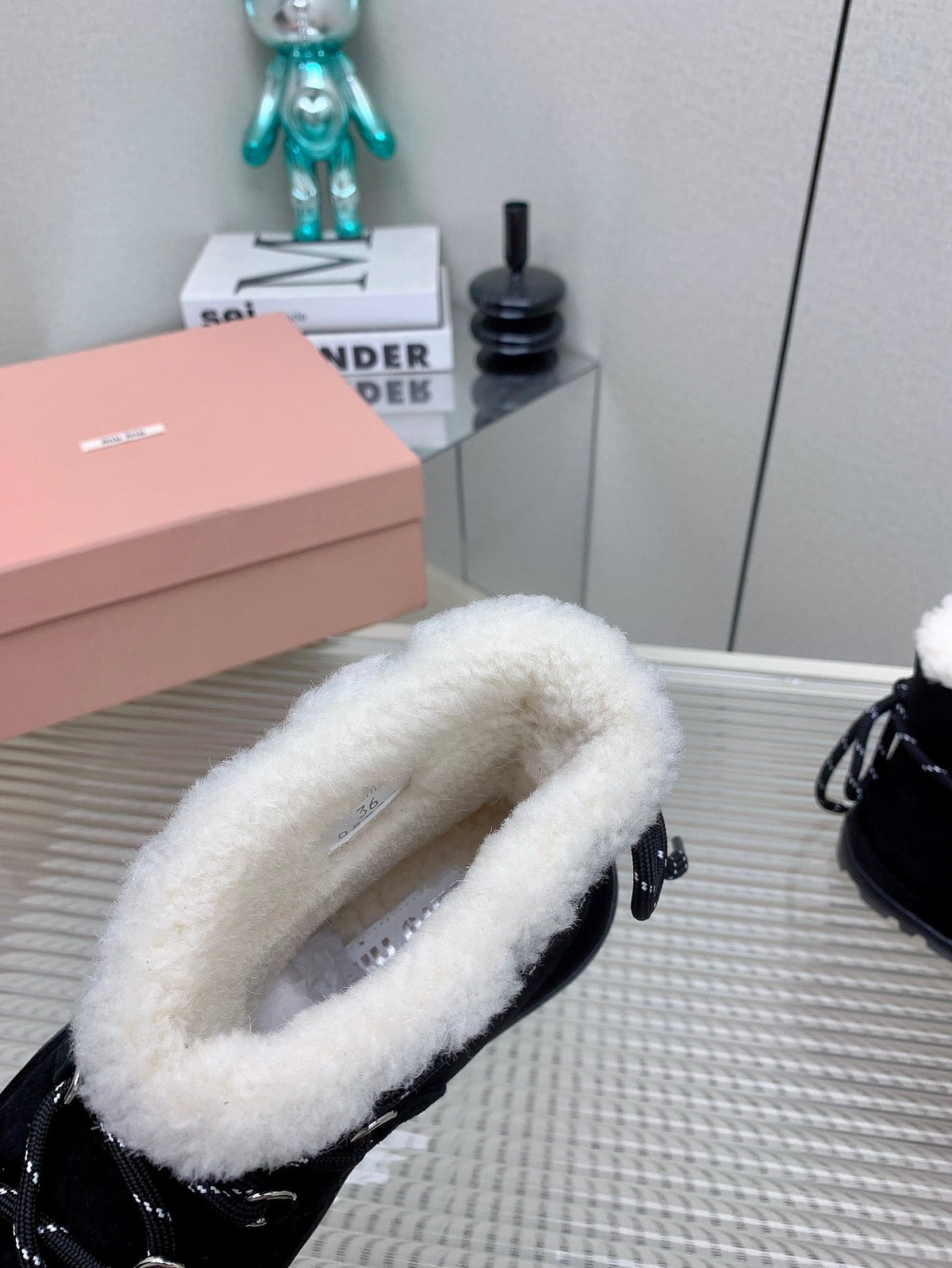 Miu 26s Suede Shearling Snow Boots Black 160276