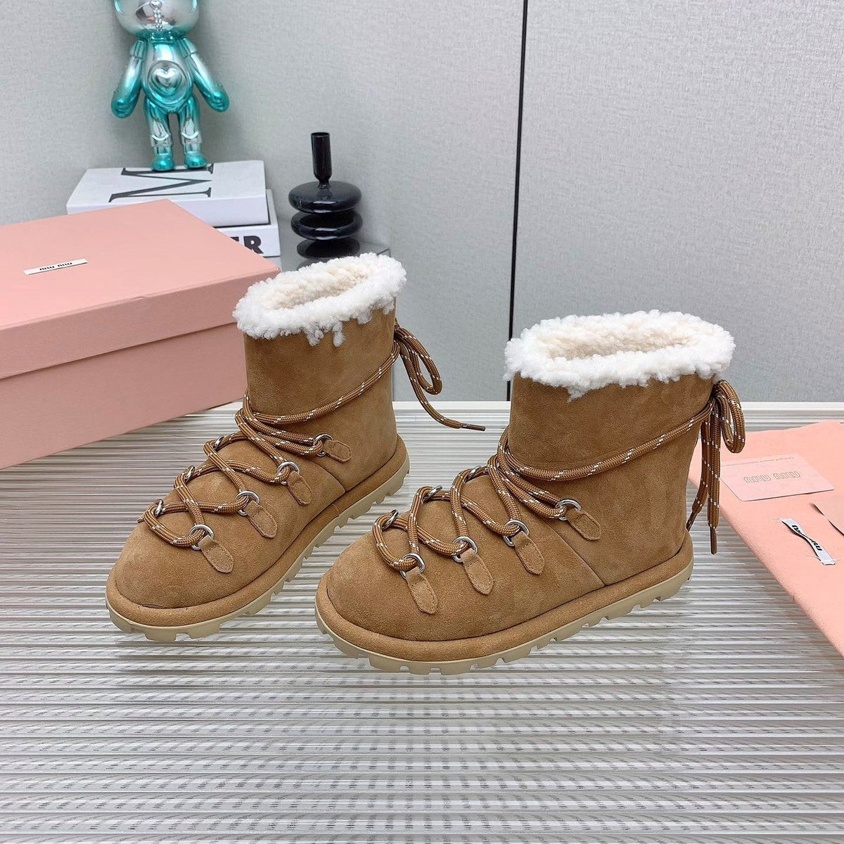 Miu 26s Suede Shearling Snow Boots Tan 160277