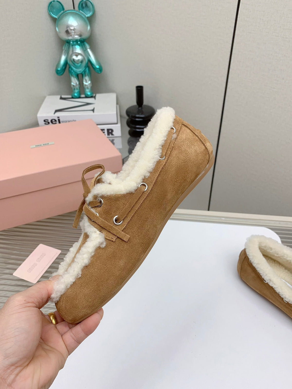 Miu 26s Suede Shearling Moccasin Loafers Tan 160281