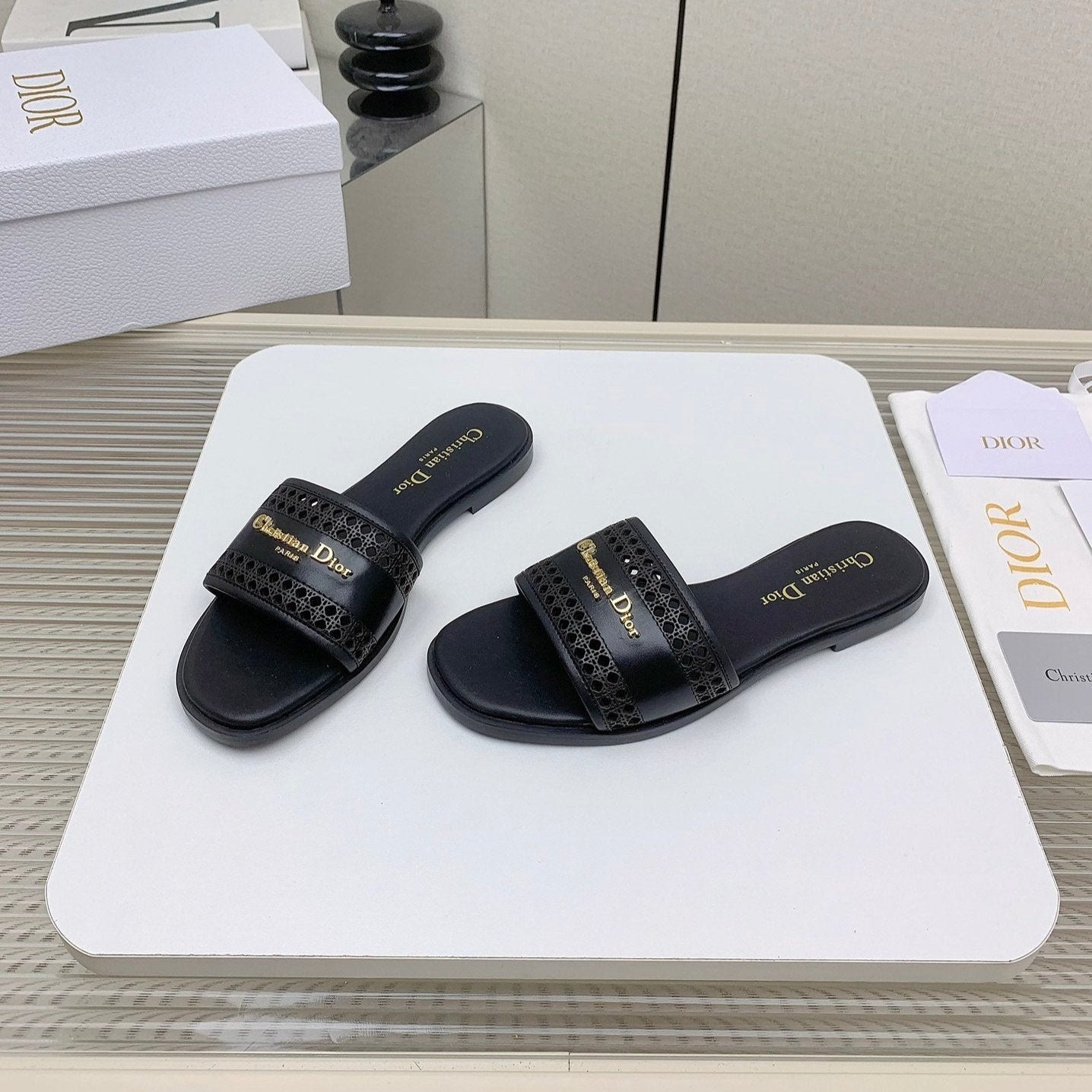 CD D-Lane Slide In Black Cowhide 106281