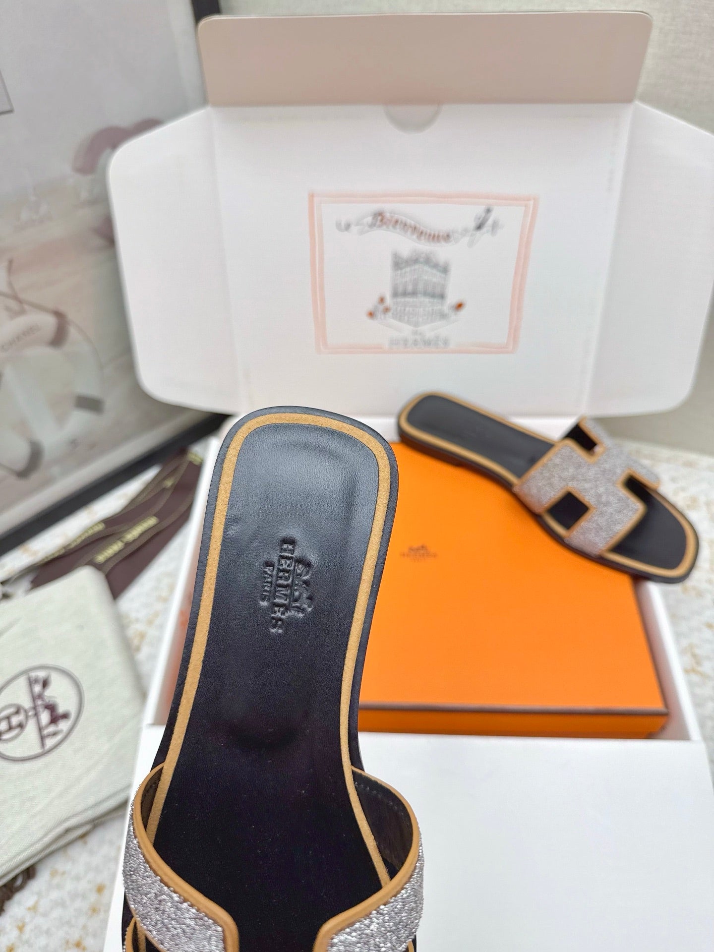 HM Oasis Sandals Black Brown Suede Cowhide 625261