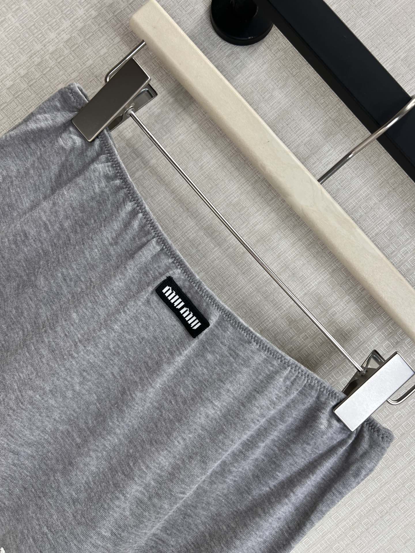 Miu 26s Skirt Grey Silk 370176