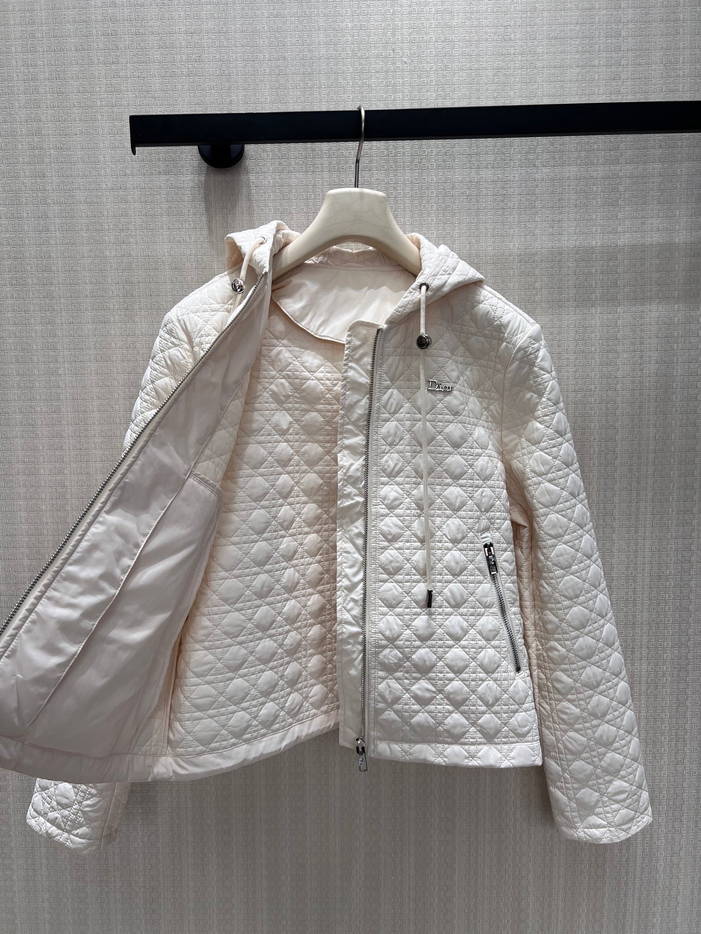 CD 26s Zipped Macrocannage Jacket Cream Quilted Technical Taffeta 420989