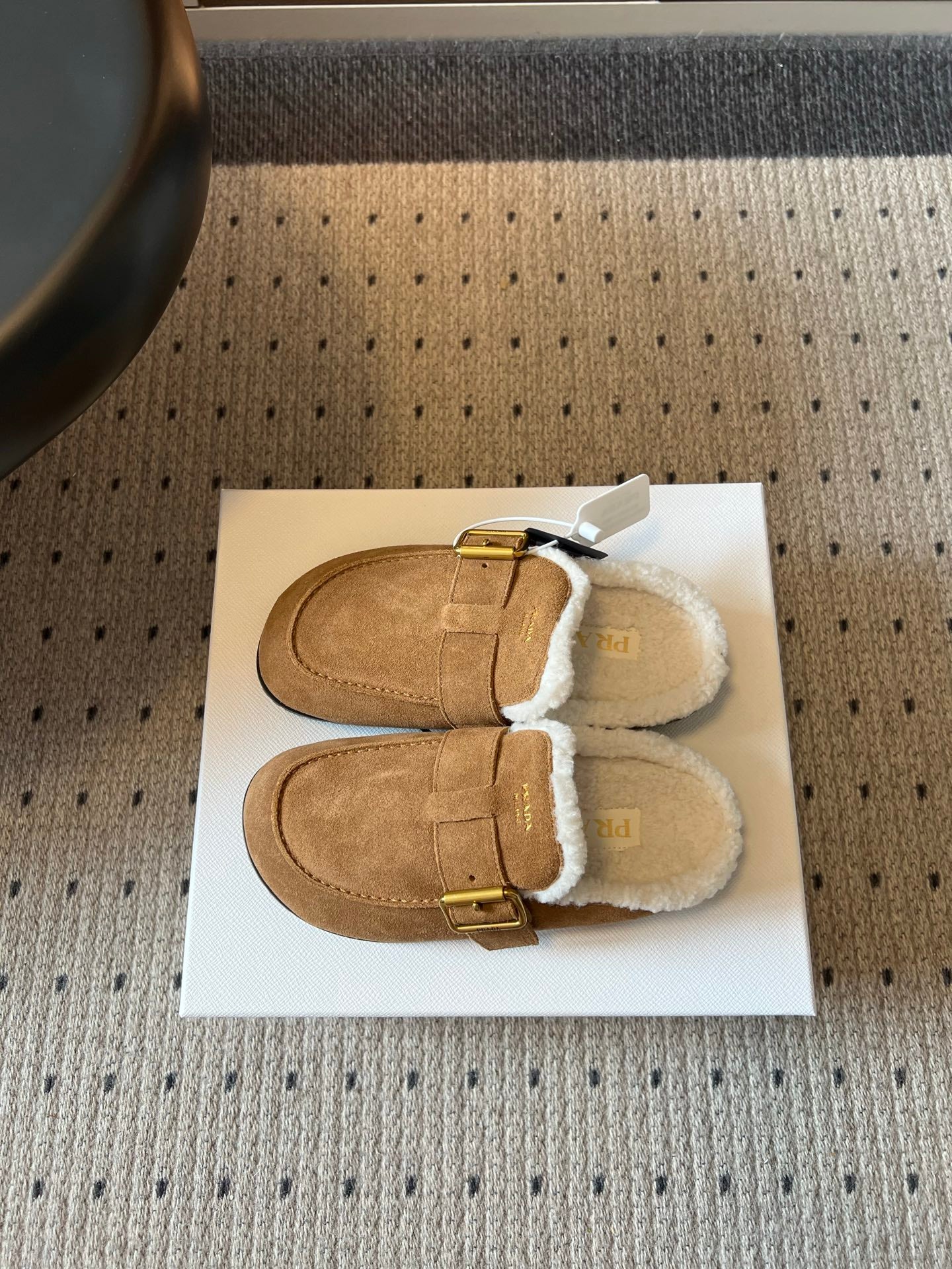 Prada 26s Clogs Brown Suede Shearling 971694