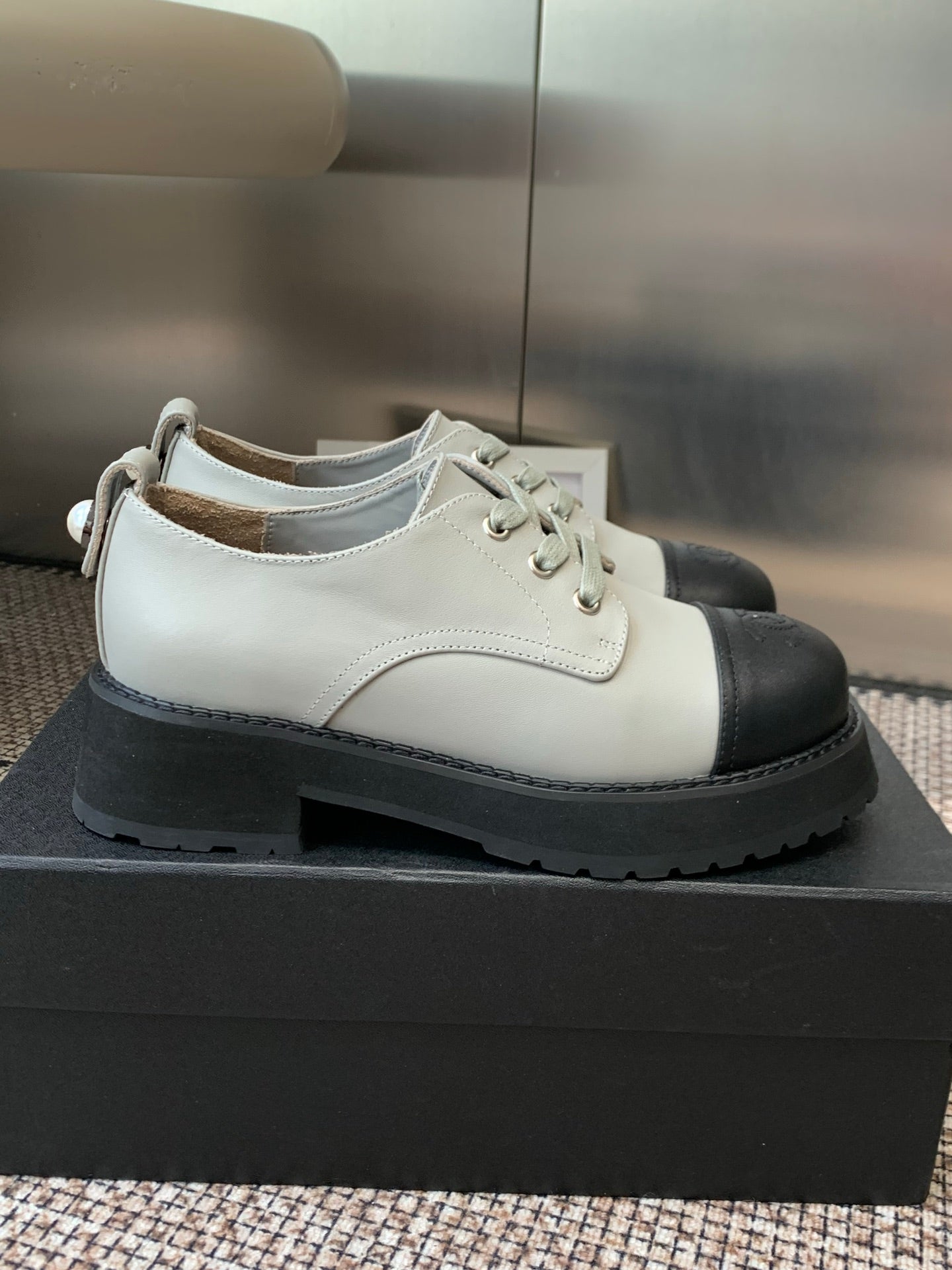 CC 26s Platform Oxfords Shoe Black Cream Cowhide 965867
