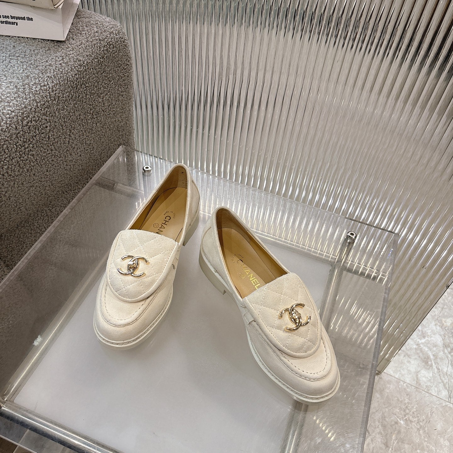 CC SS26 Loafers Ivory Suede 678937