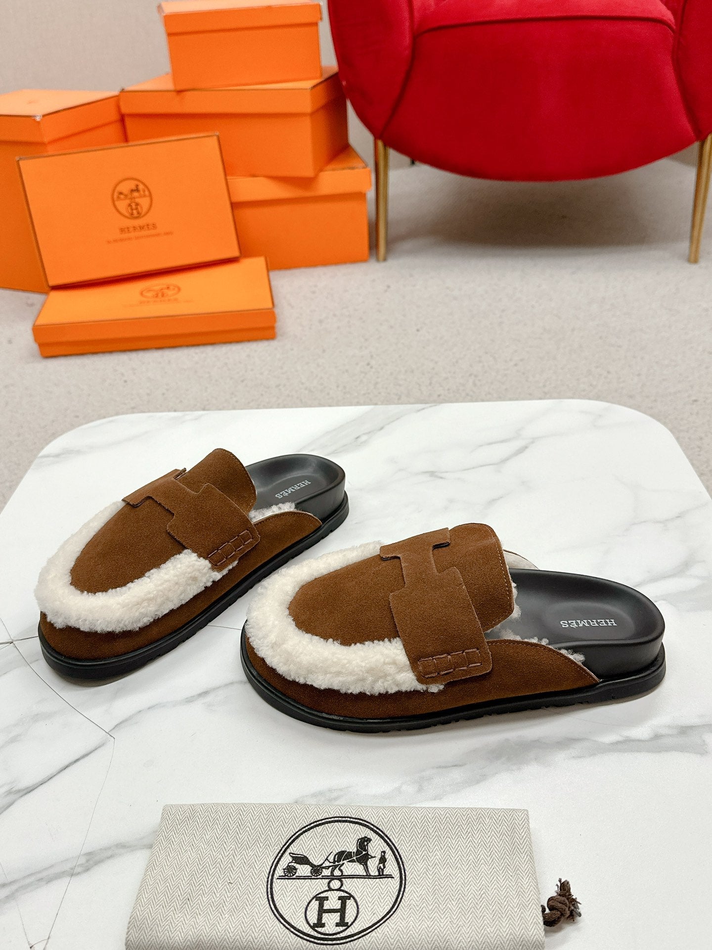 HM Go Mule Dark Brown Mix White Suede Lined With Wool Fleece 476596