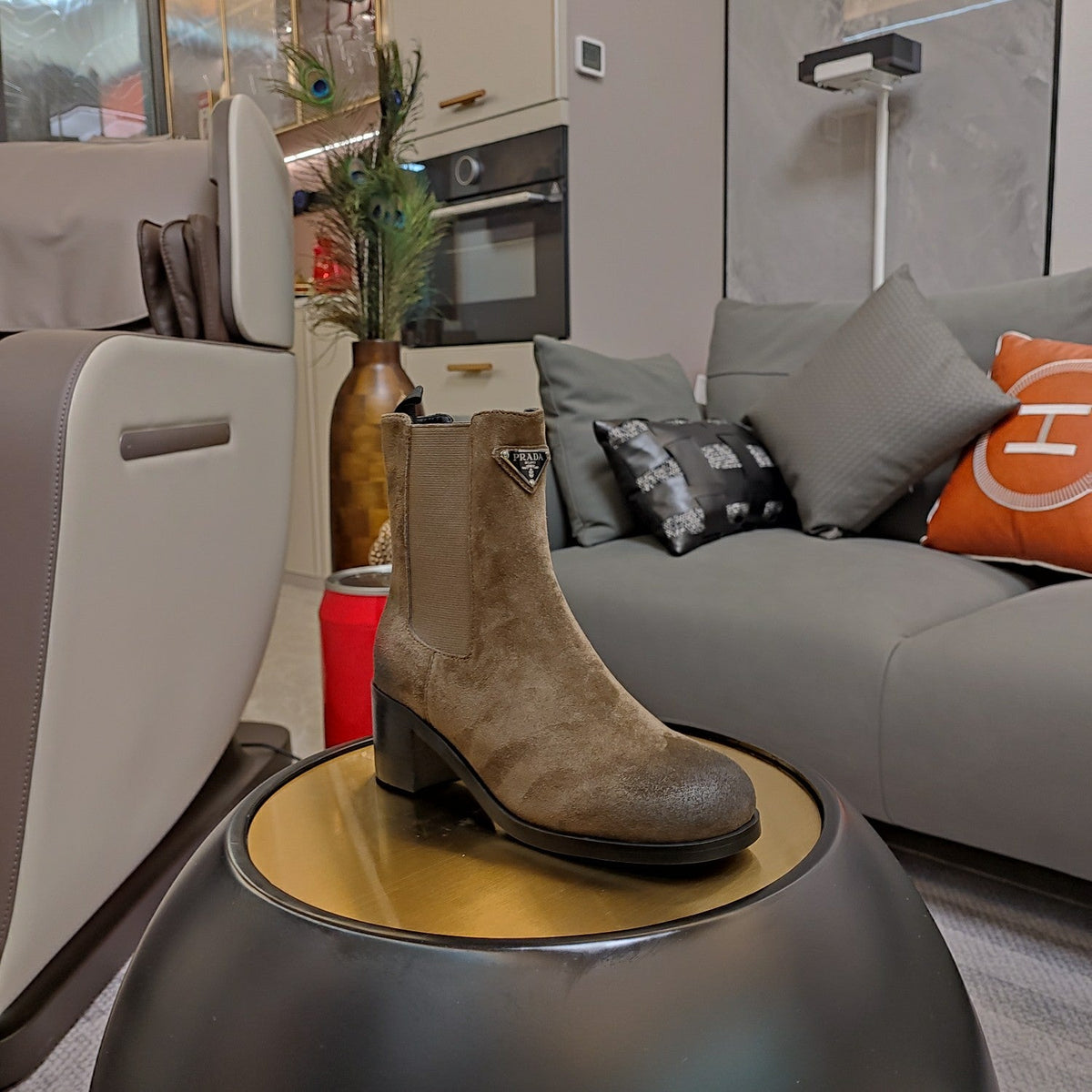 Prada 26s Chelsea Boots 6cm Brown Suede Triangle Logo Leather 109475