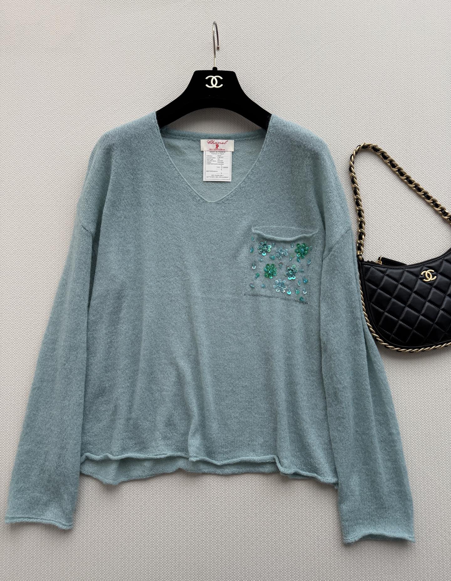CC 26s V-neck Pullover Sweater Mint Green Wool 417716
