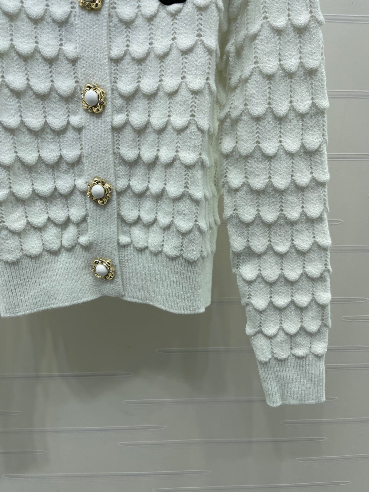 Chanel Cardigan White Scalloped Knit 446581