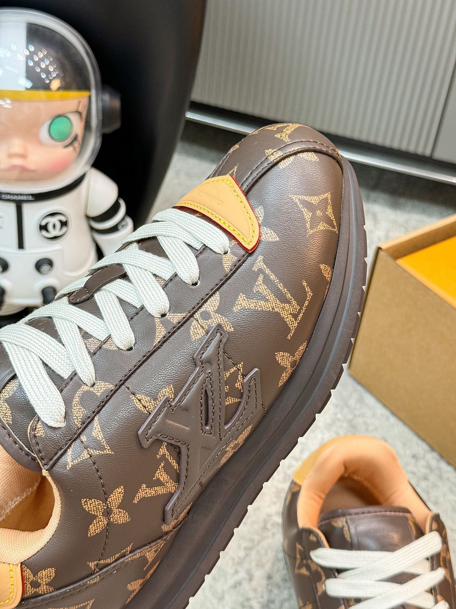 LV ButterSoft Sneaker Brown Monogram Leather 625403