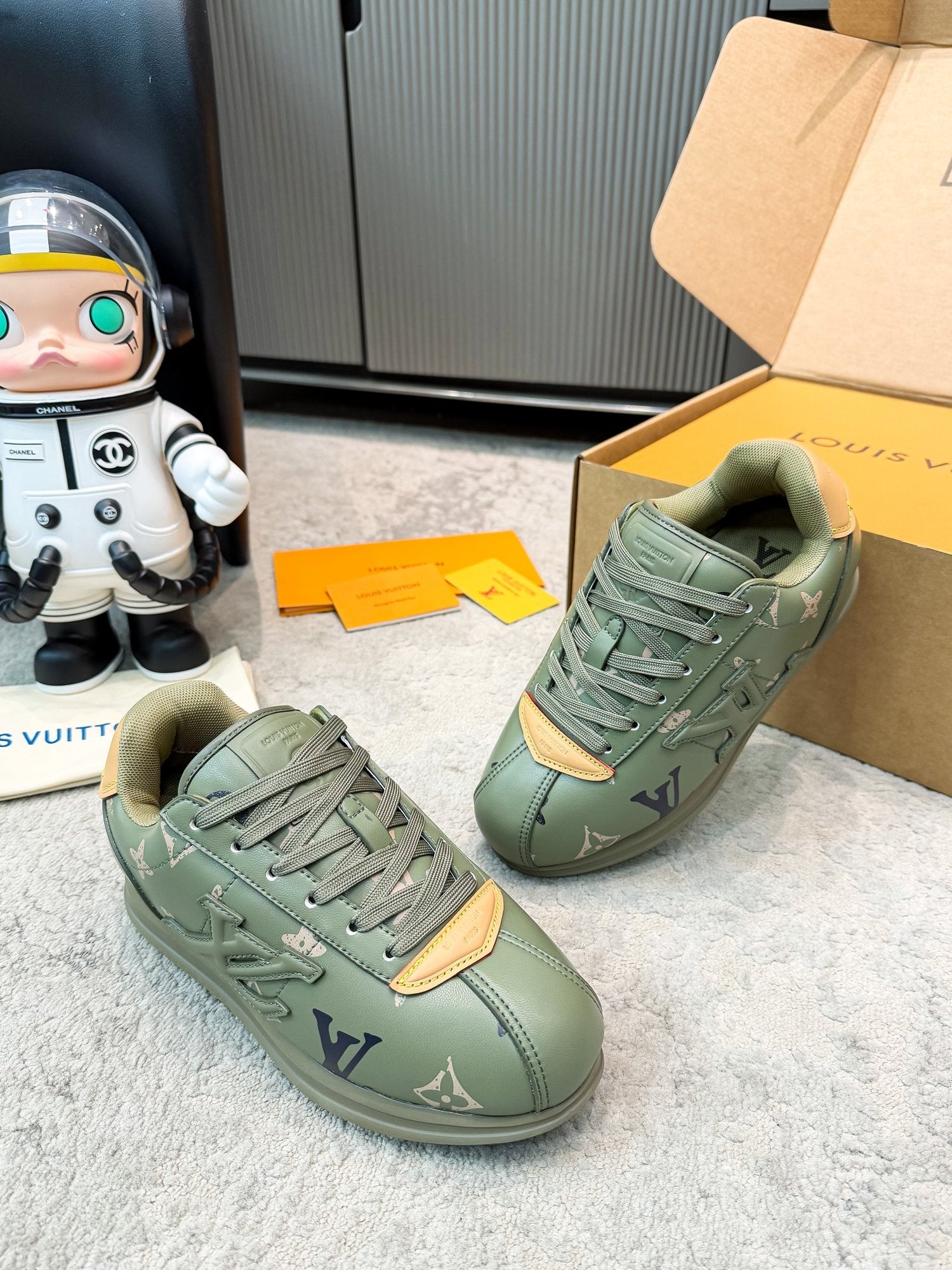 LV ButterSoft Sneaker Olive Monogram Leather 625418
