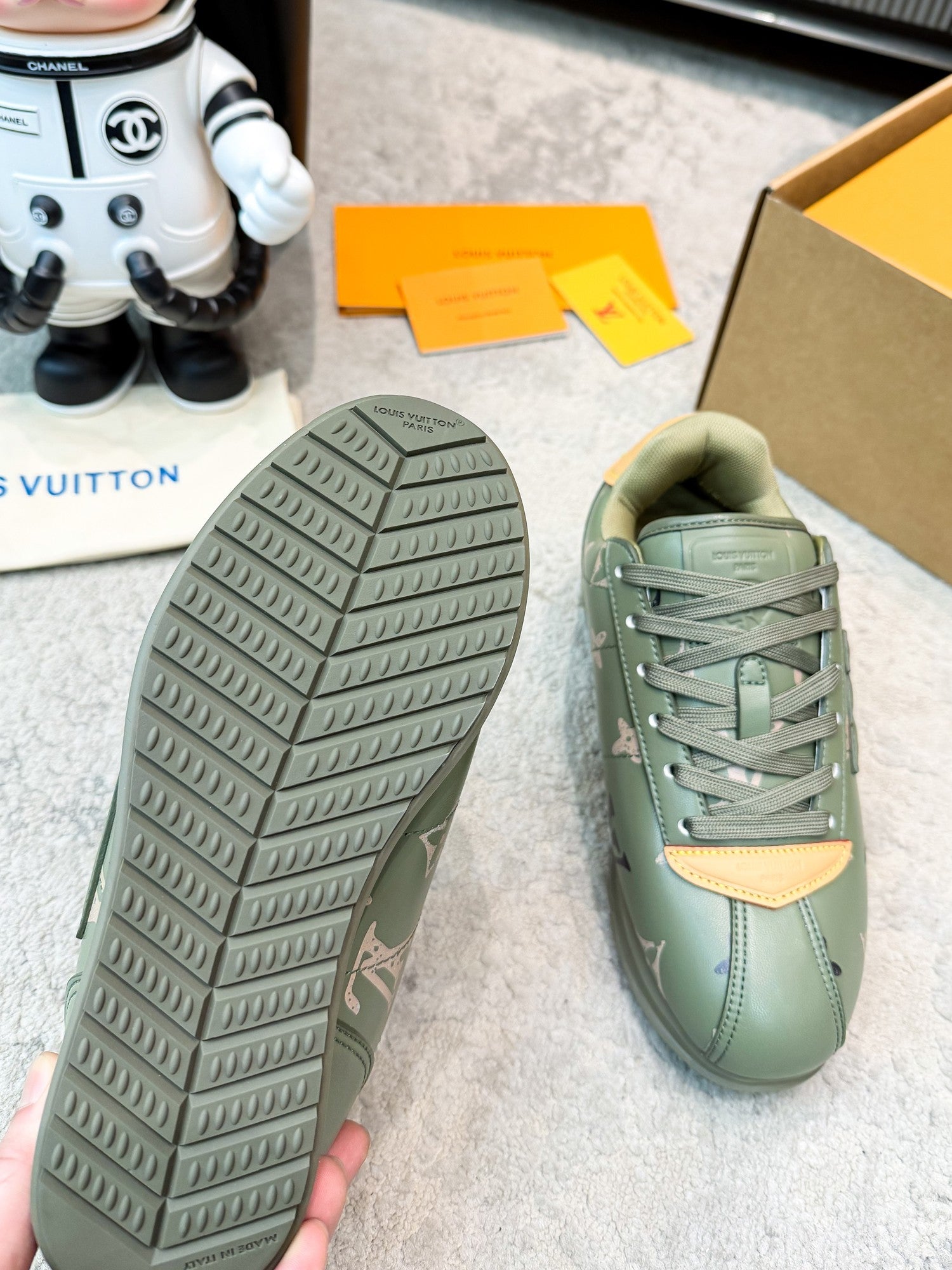 LV ButterSoft Sneaker Olive Monogram Leather 625418