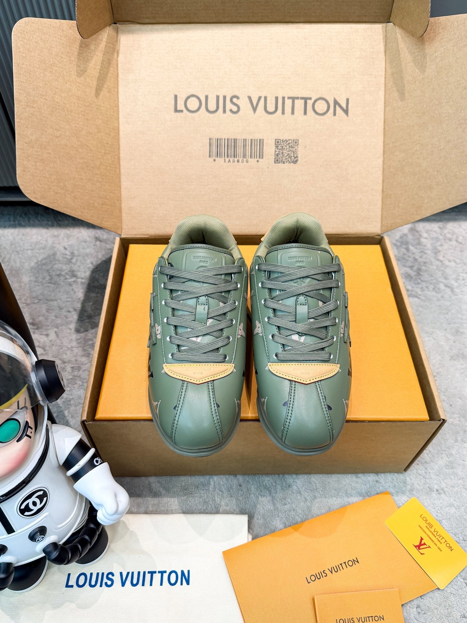LV ButterSoft Sneaker Olive Monogram Leather 625418