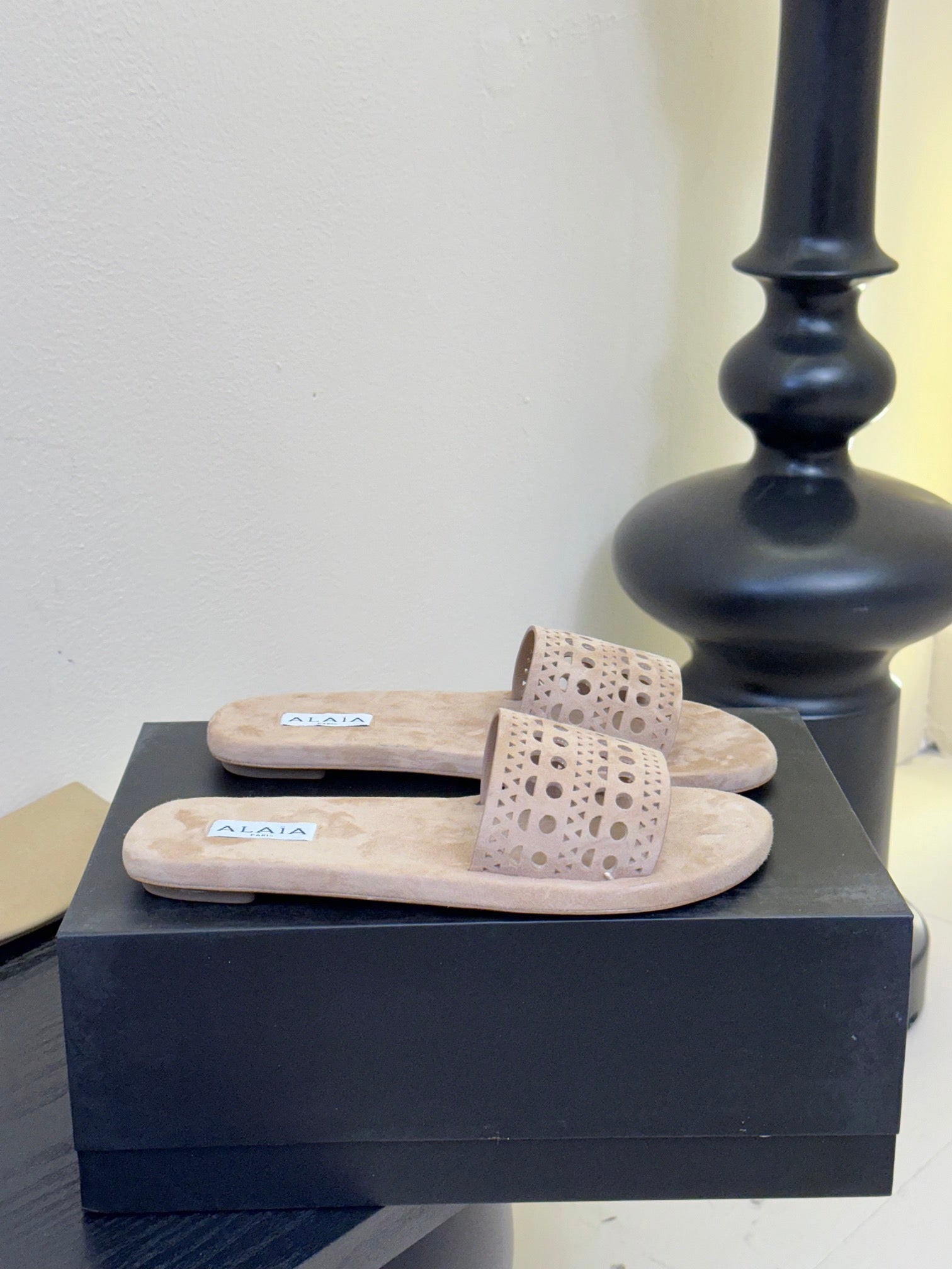 Alaia women laser-cut beige suede leather slide 235541
