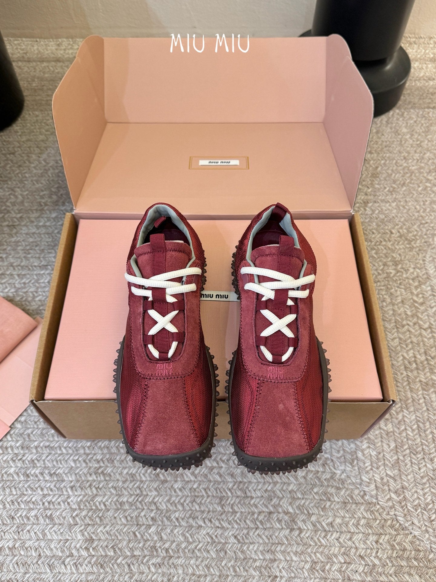 Miu 26s Square Toe Casual Sneakers Burgundy Suede 890983
