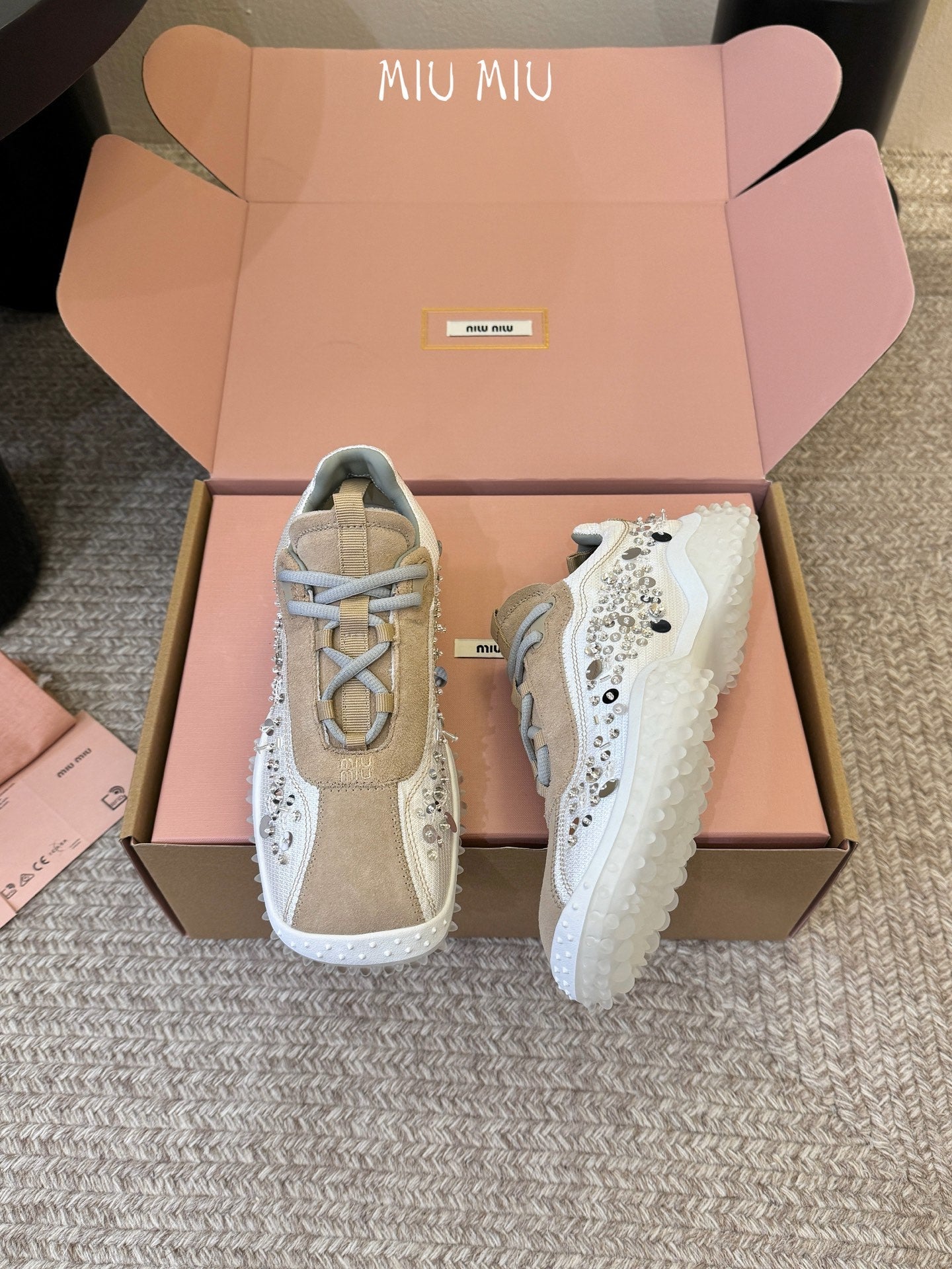 Miu 26s Square Toe Casual Sneakers White Khaki Suede 890989