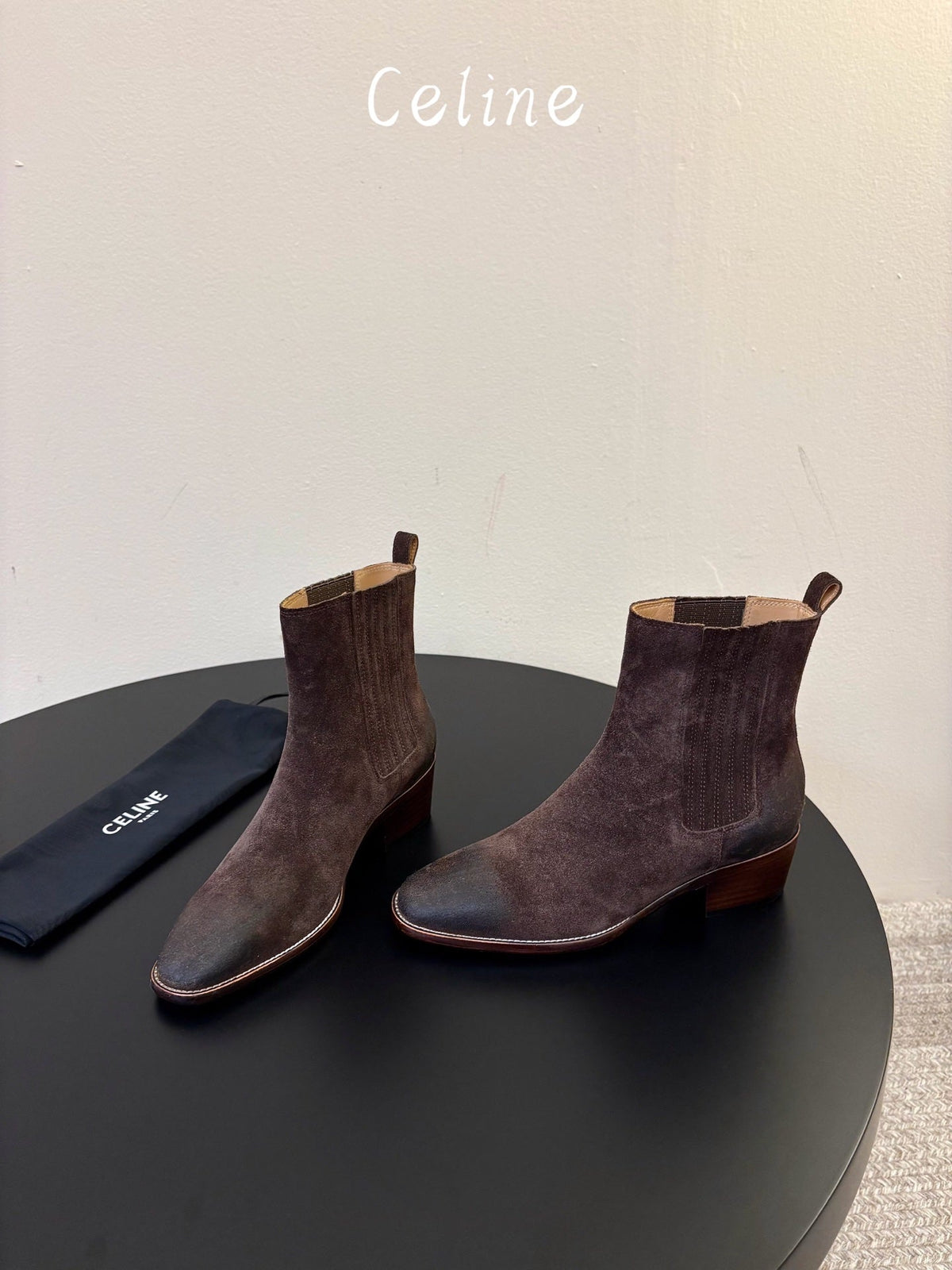 Celine 26s Triomphe Chelsea Boots Havana Suede 104887