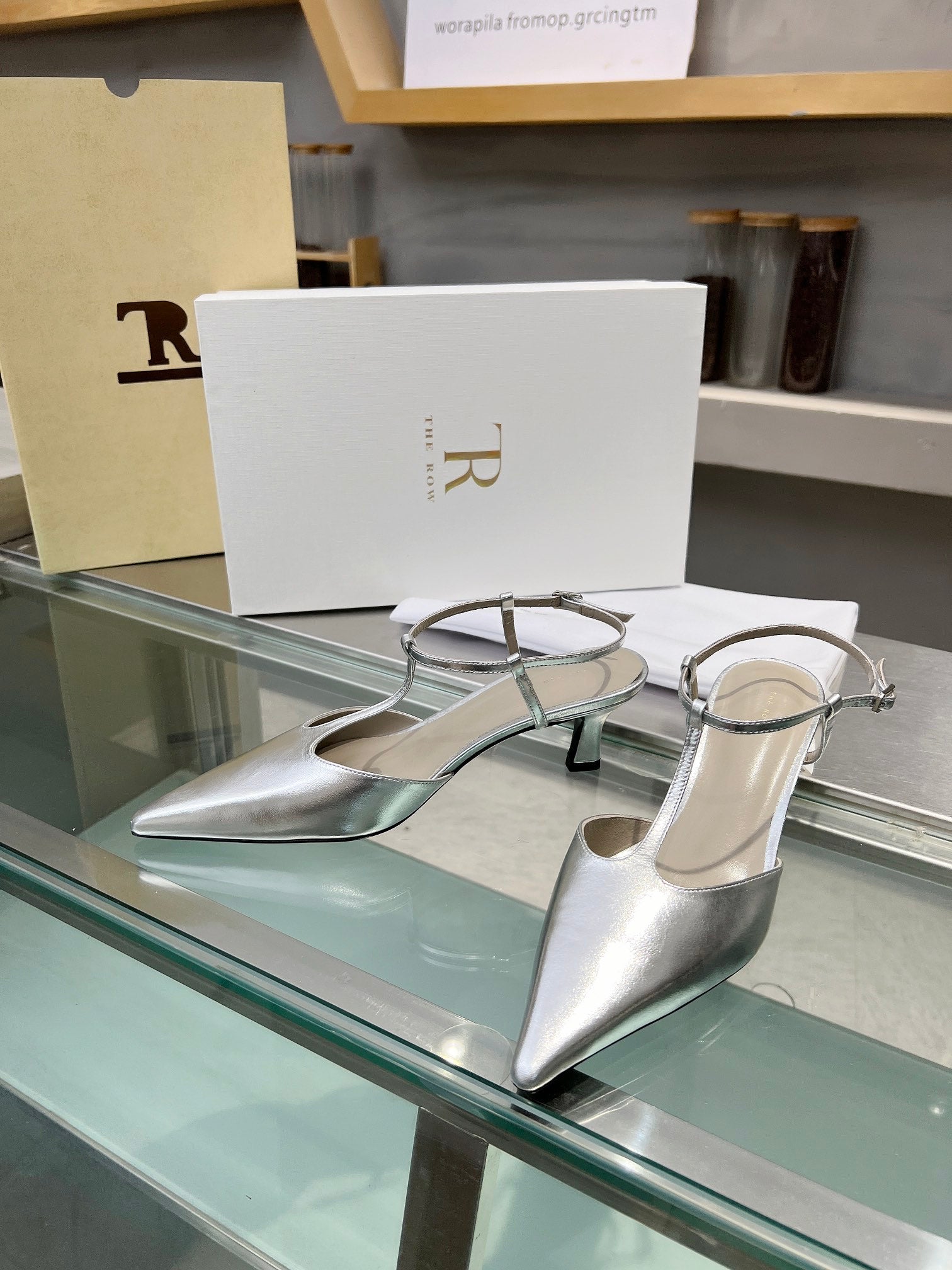 The Row 26s Pointed-Toe Slingbacks Sliver Lambskin 997833