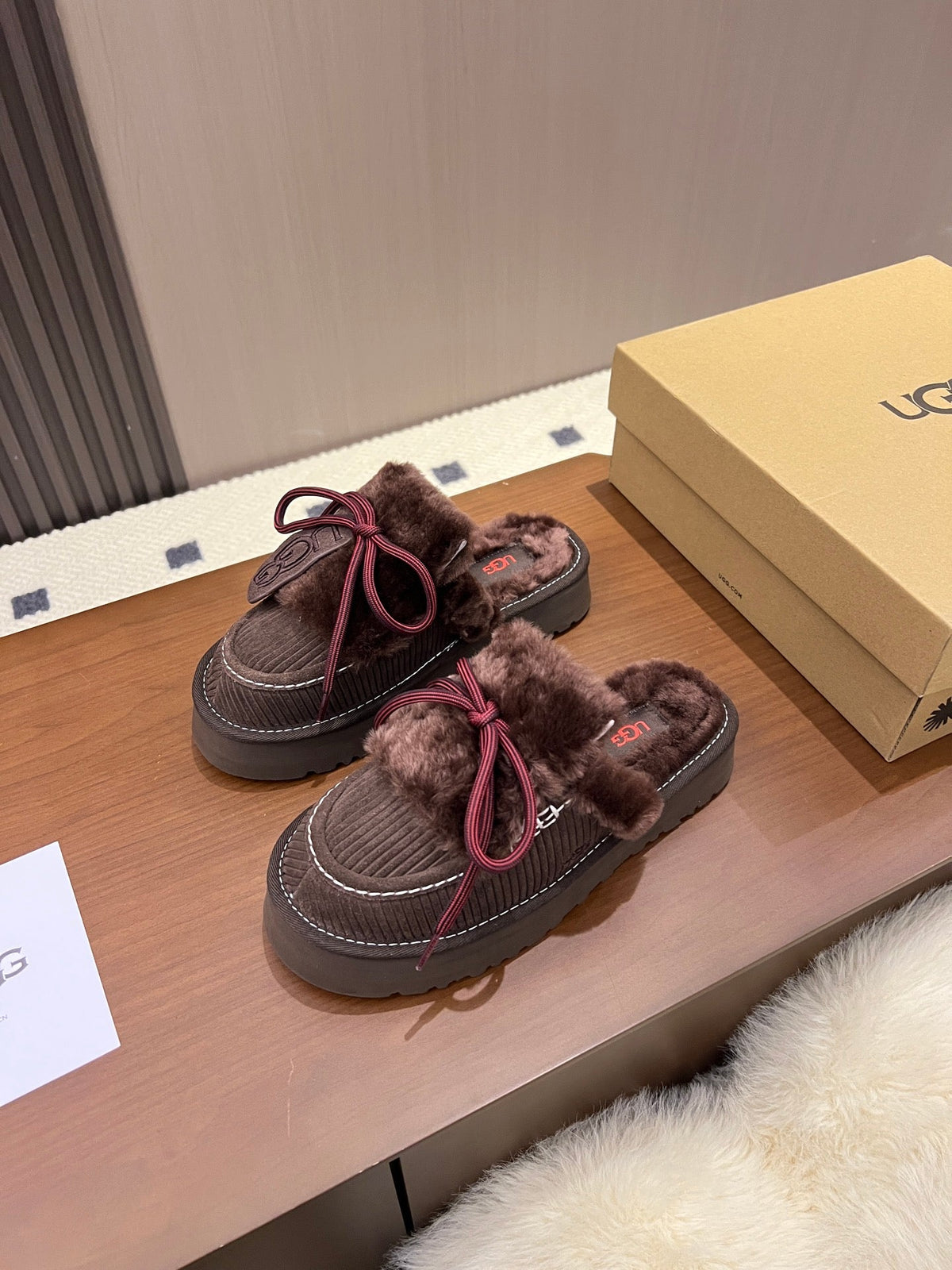 UGG 26s Shoes 4.5cm Dark Brown Fur Corduroy 187144