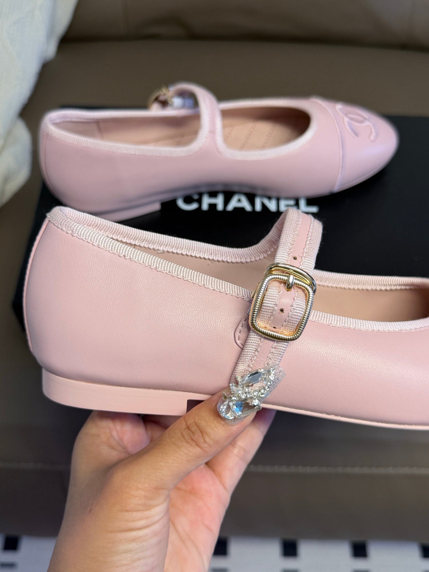 CC 26s Flat Mary Jane Light Pink Sheepskin 995832