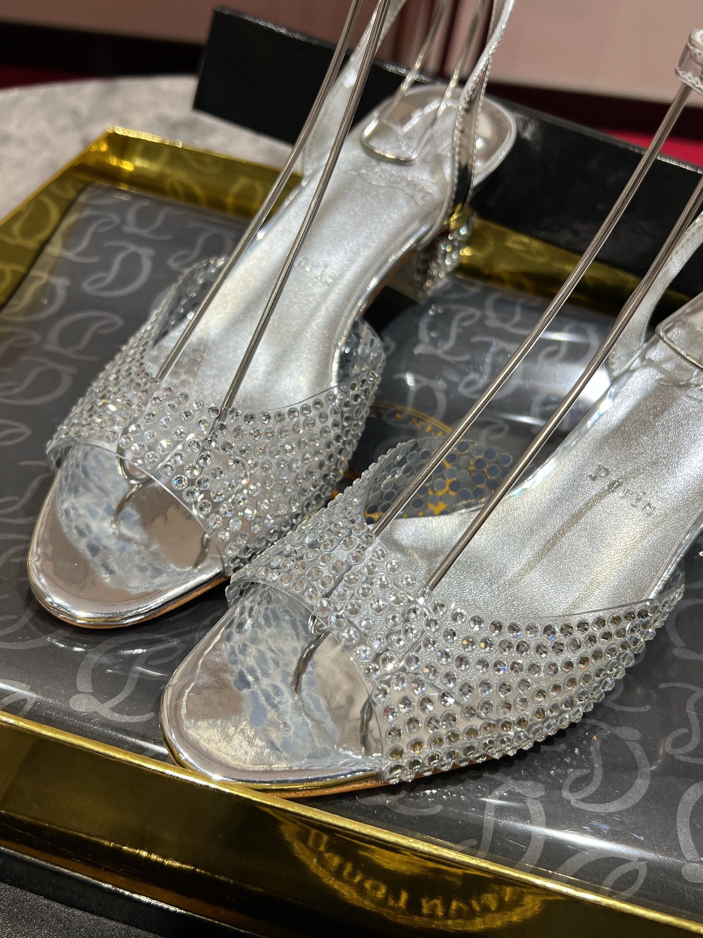 CL Cassandrissima Sandals 5.5cm Sliver Leather 825390