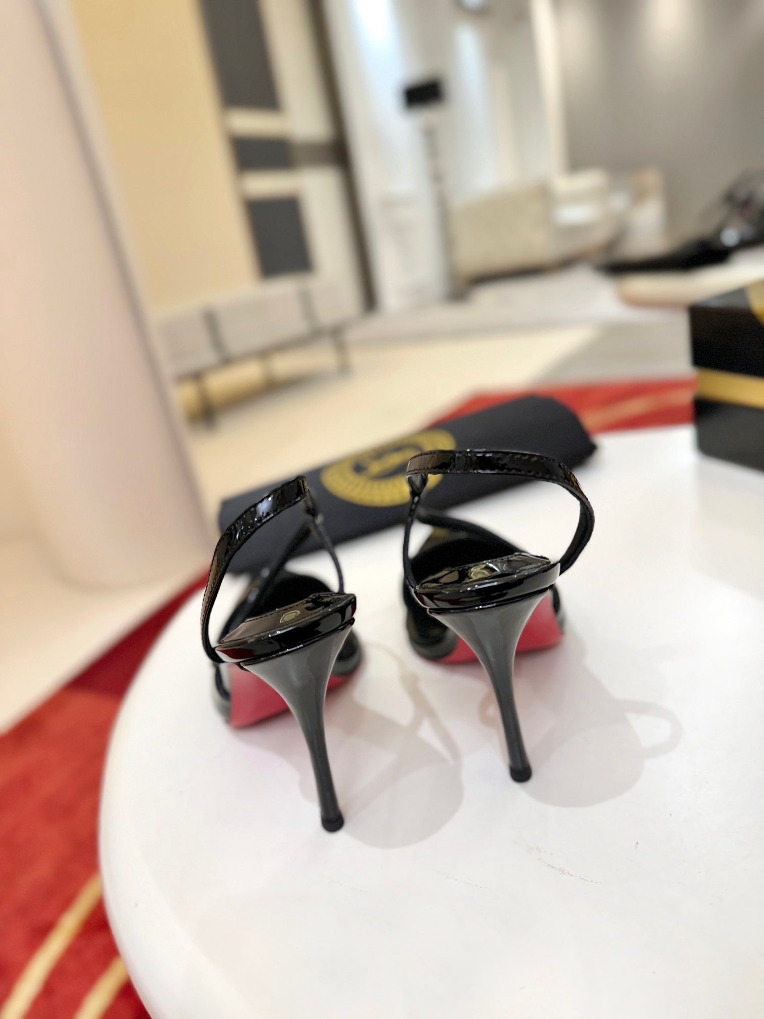 CL Rosa Z Slingback 10cm Black Glossy Paint Leather 825375