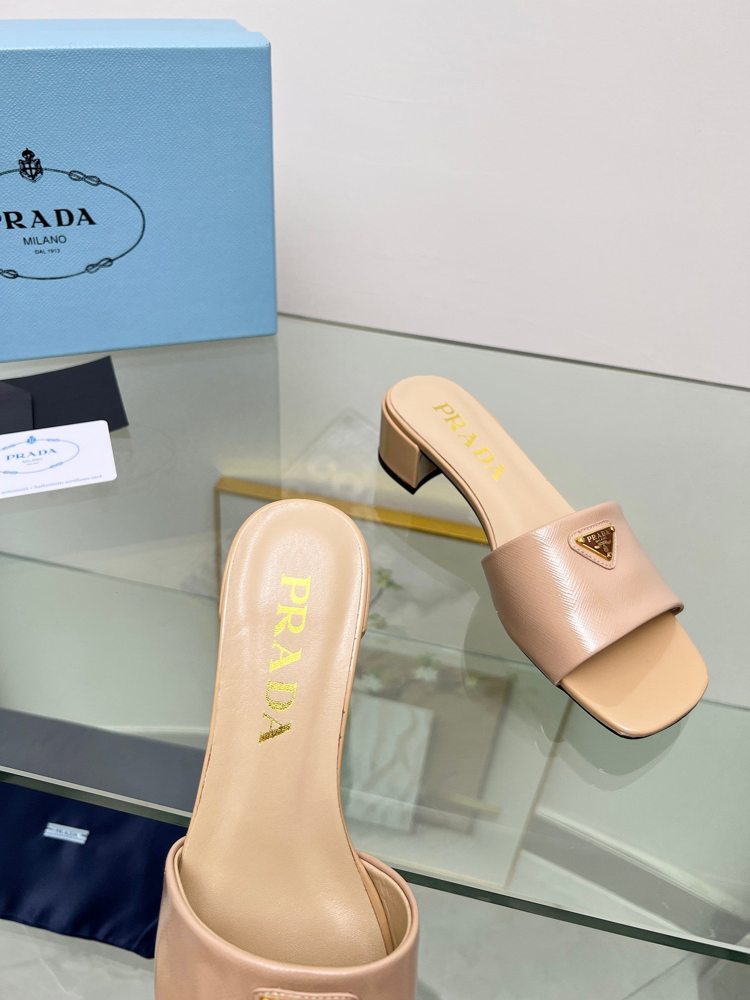 Prada 26s Saffiano Slides 4cm Powder Pink Glossy Leather 986626