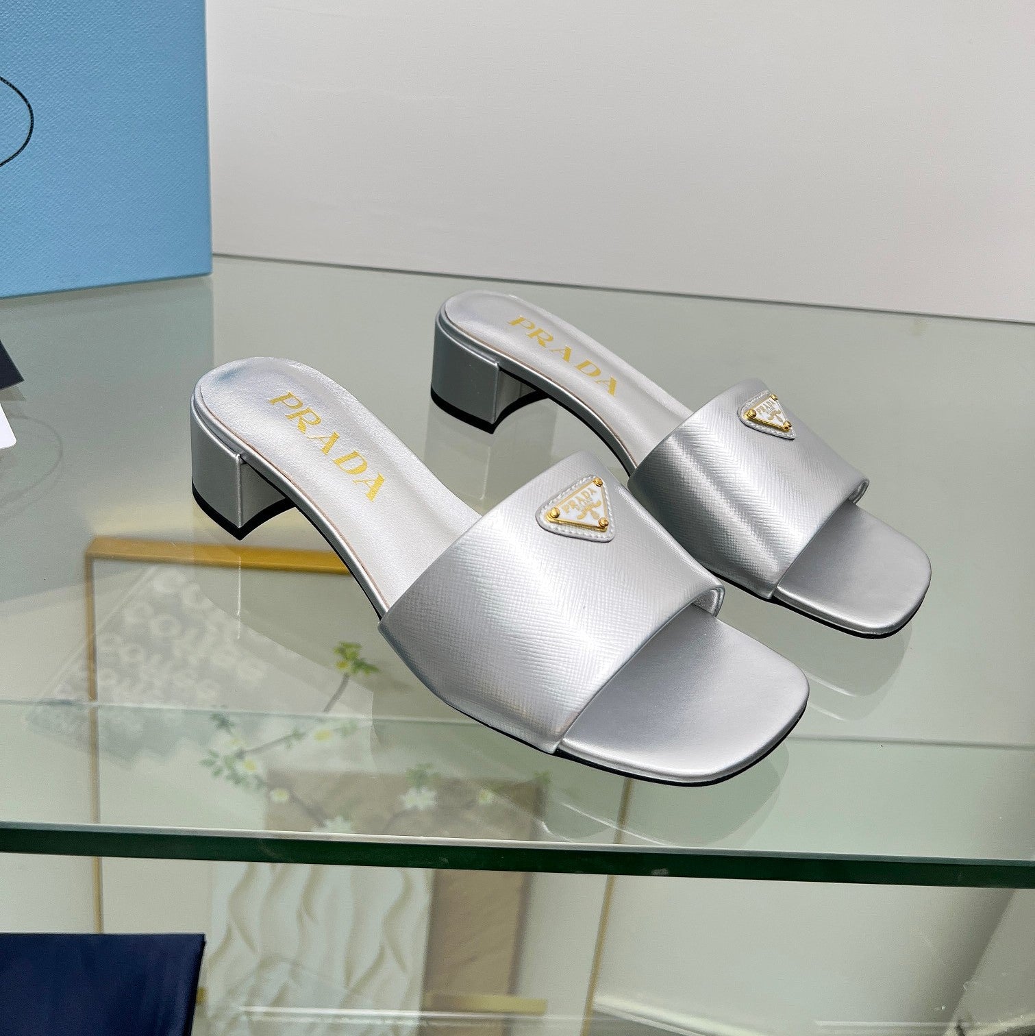 Prada 26s Saffiano Slides 4cm Sliver Glossy Leather 986627