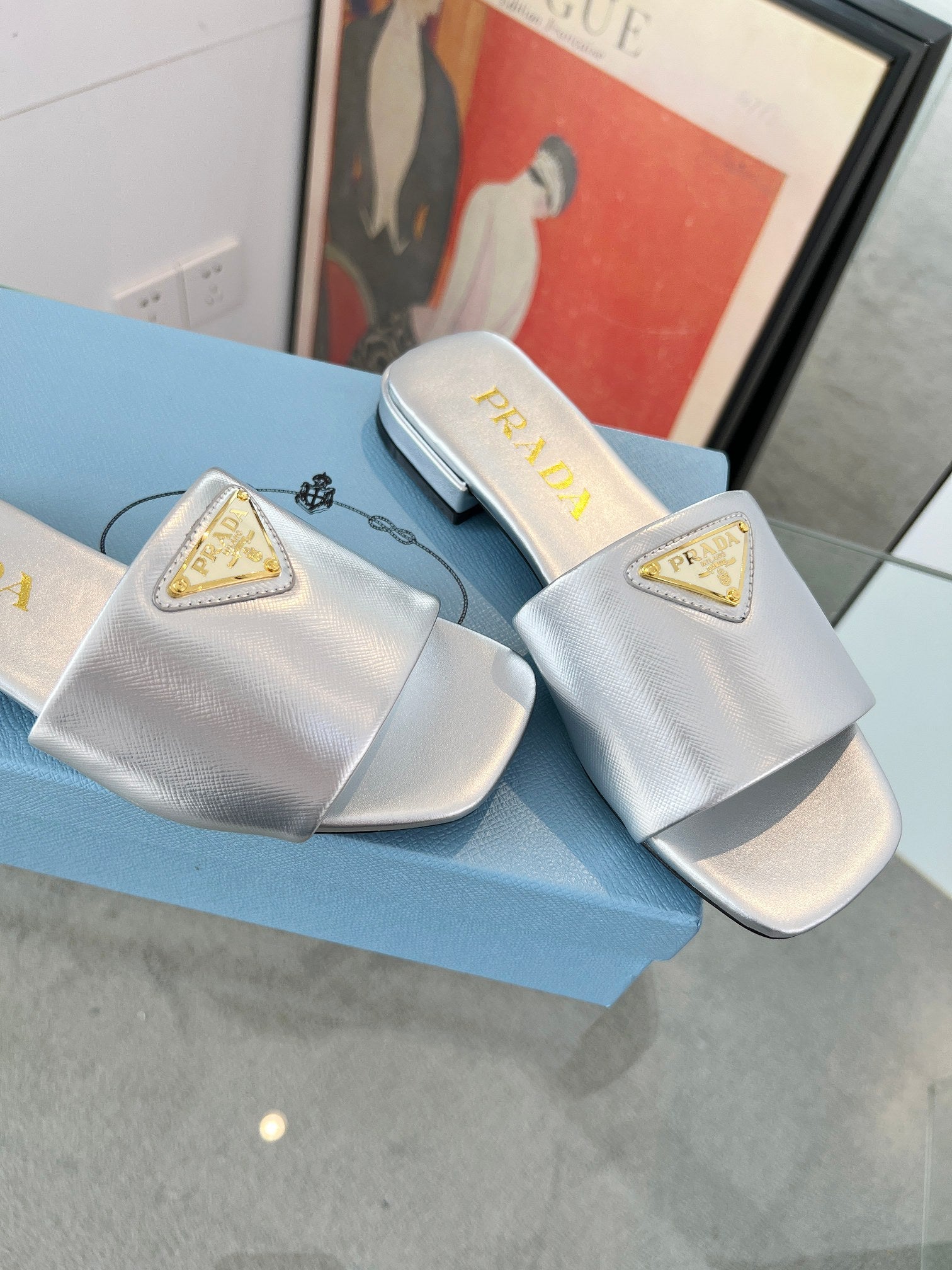 Prada 26s Saffiano Slides 1.5cm Sliver Glossy Leather 986623