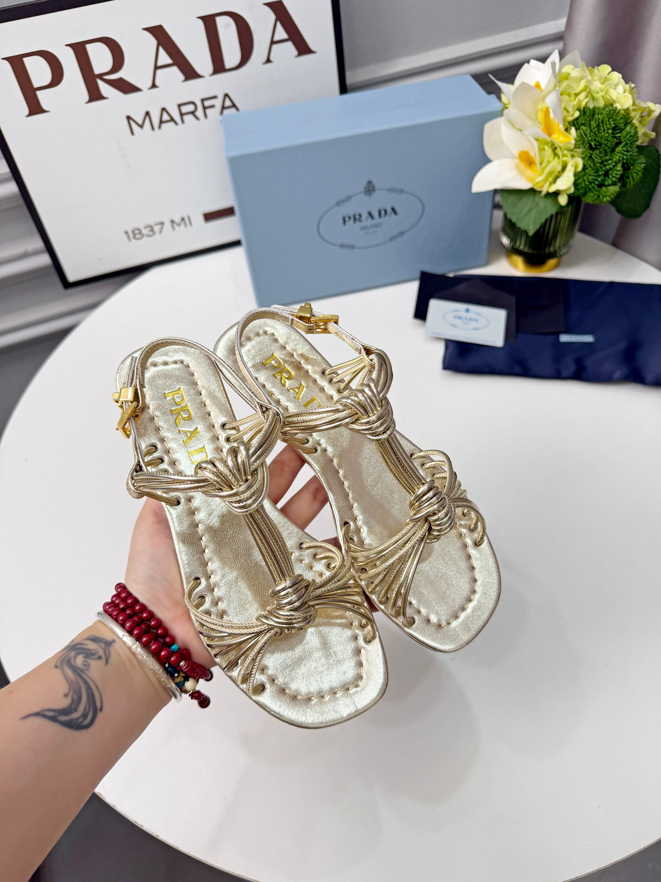 Prada 26s Knotted Metallic Leather Flat Sandals Gold Metalic Leather 986578