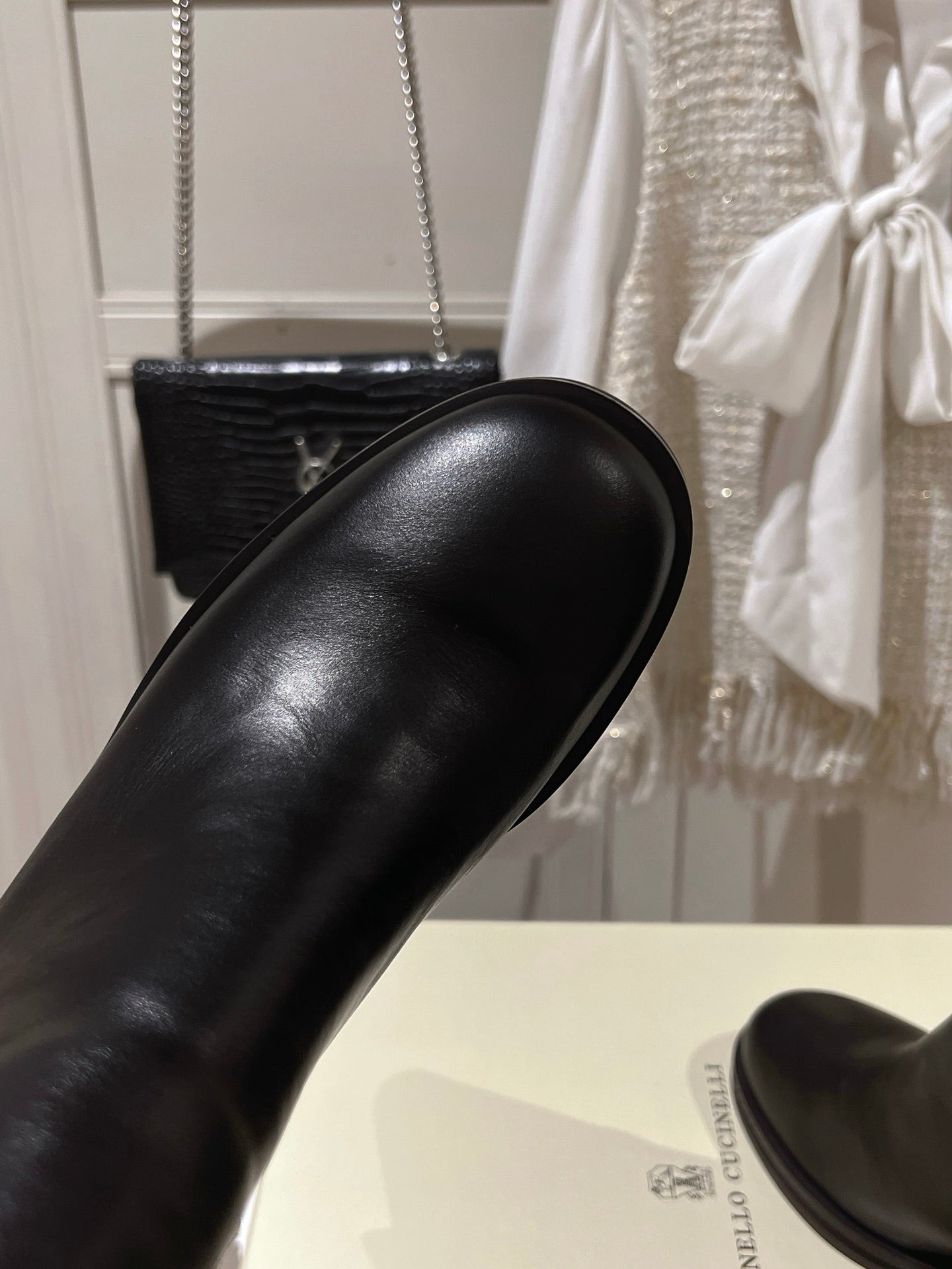 Brunello Chunky Heel Elegant Mid-Calf Boots Black Leather 929299