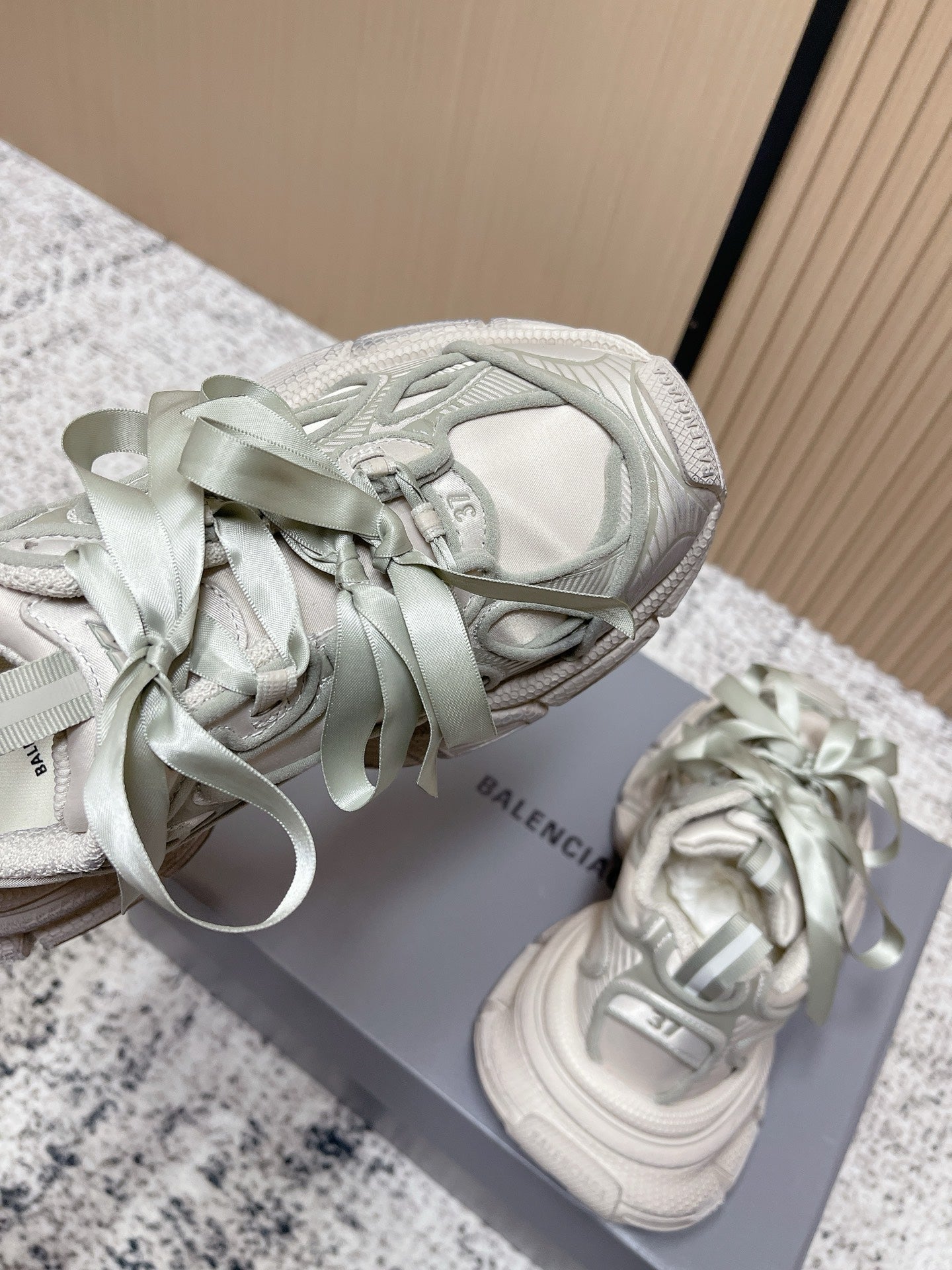 Balenciaga Sneaker Mesh Lace-up Light Gray Fabric 534185