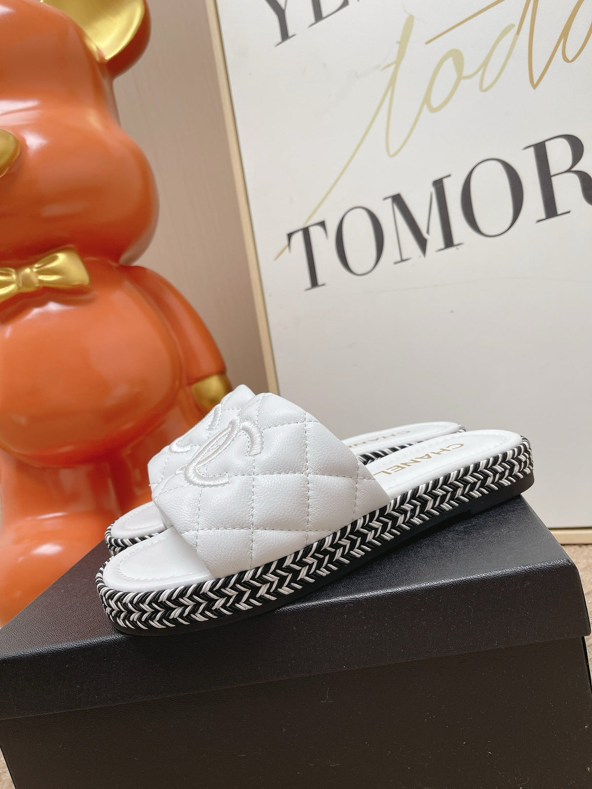 CC 26s Quilted Espadrille Slides White Leather 950786