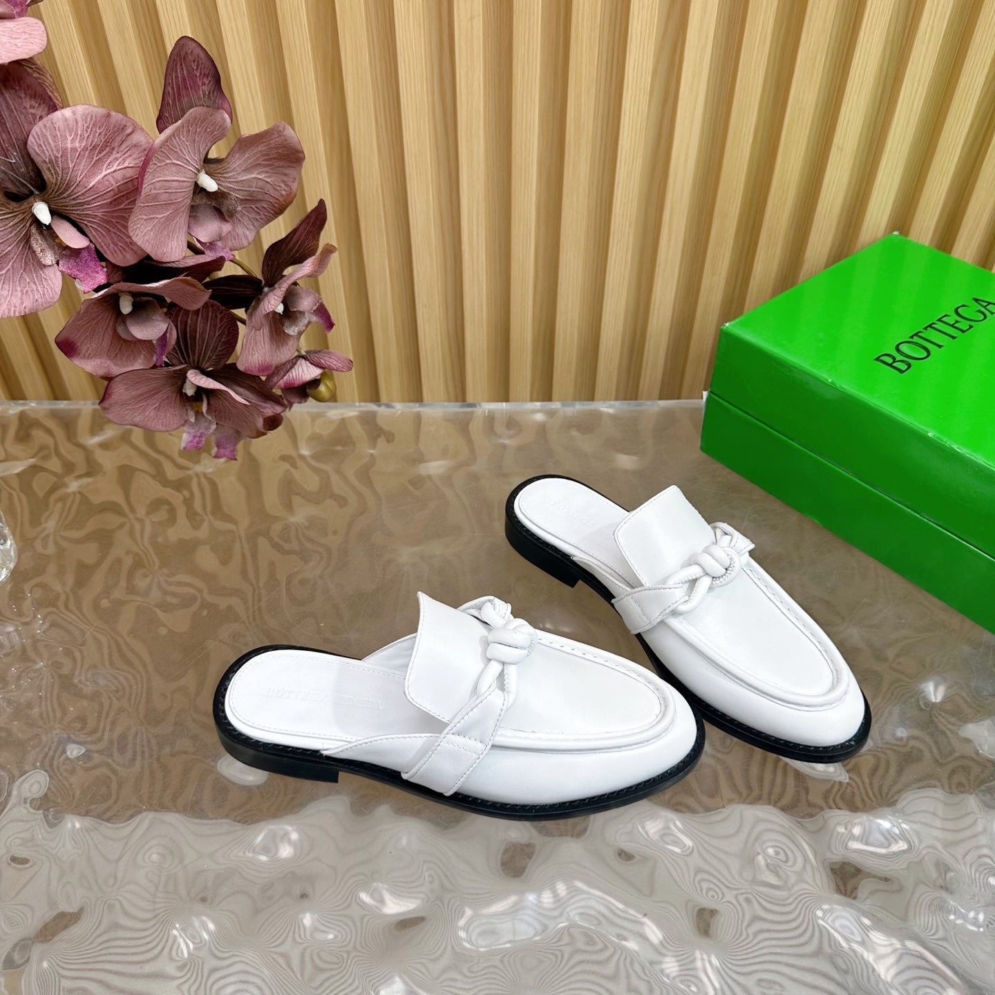 Astaire Loafer White Lambskin 176159