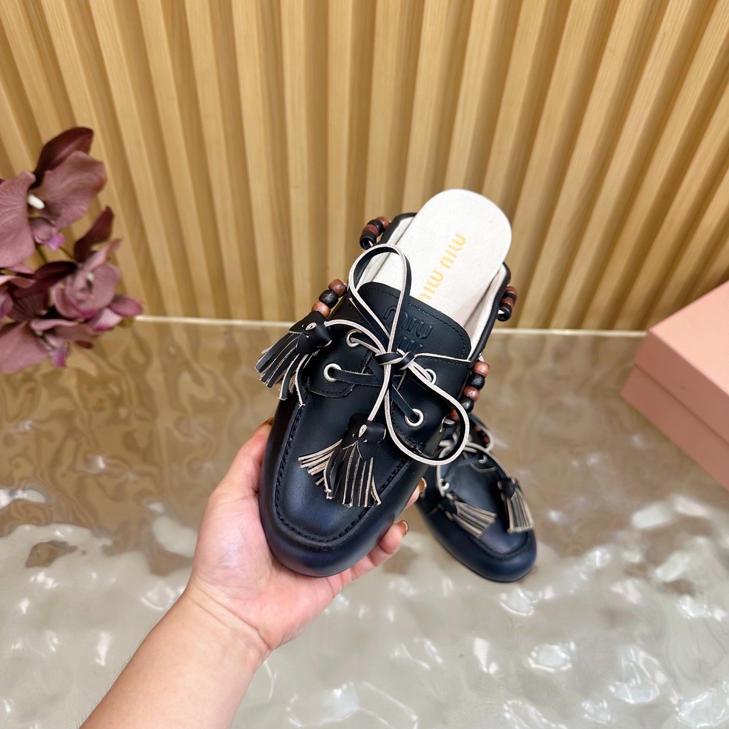 Miu Laces Eyelet Flat Half Slipper Black Sheepskin 498164