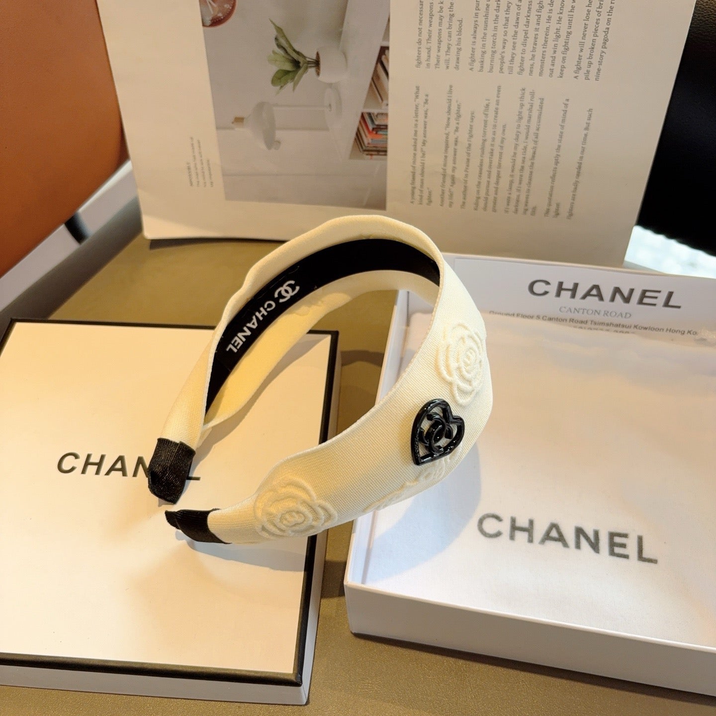 CC 26s White Headband 275478