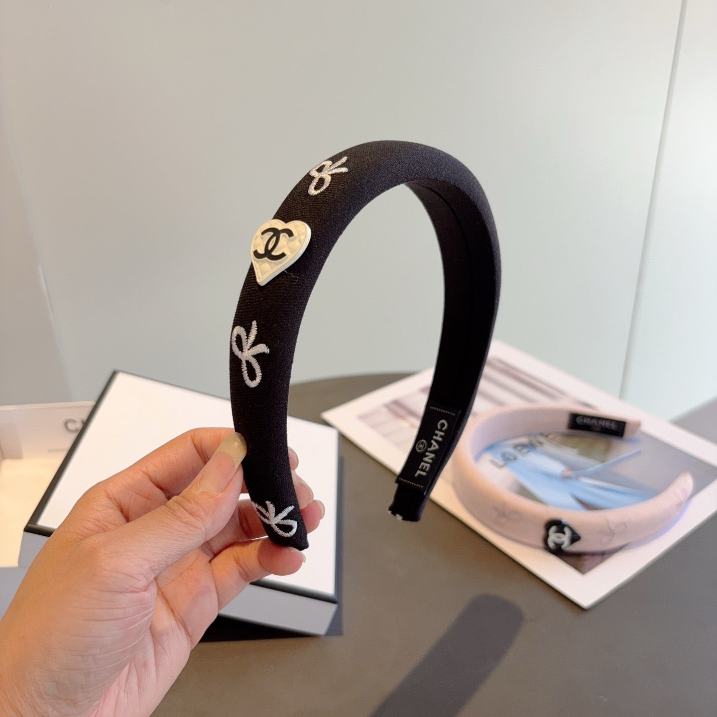 CC 26s Black Headband 275479