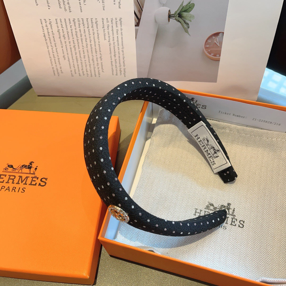 HM 26s Headband 210117