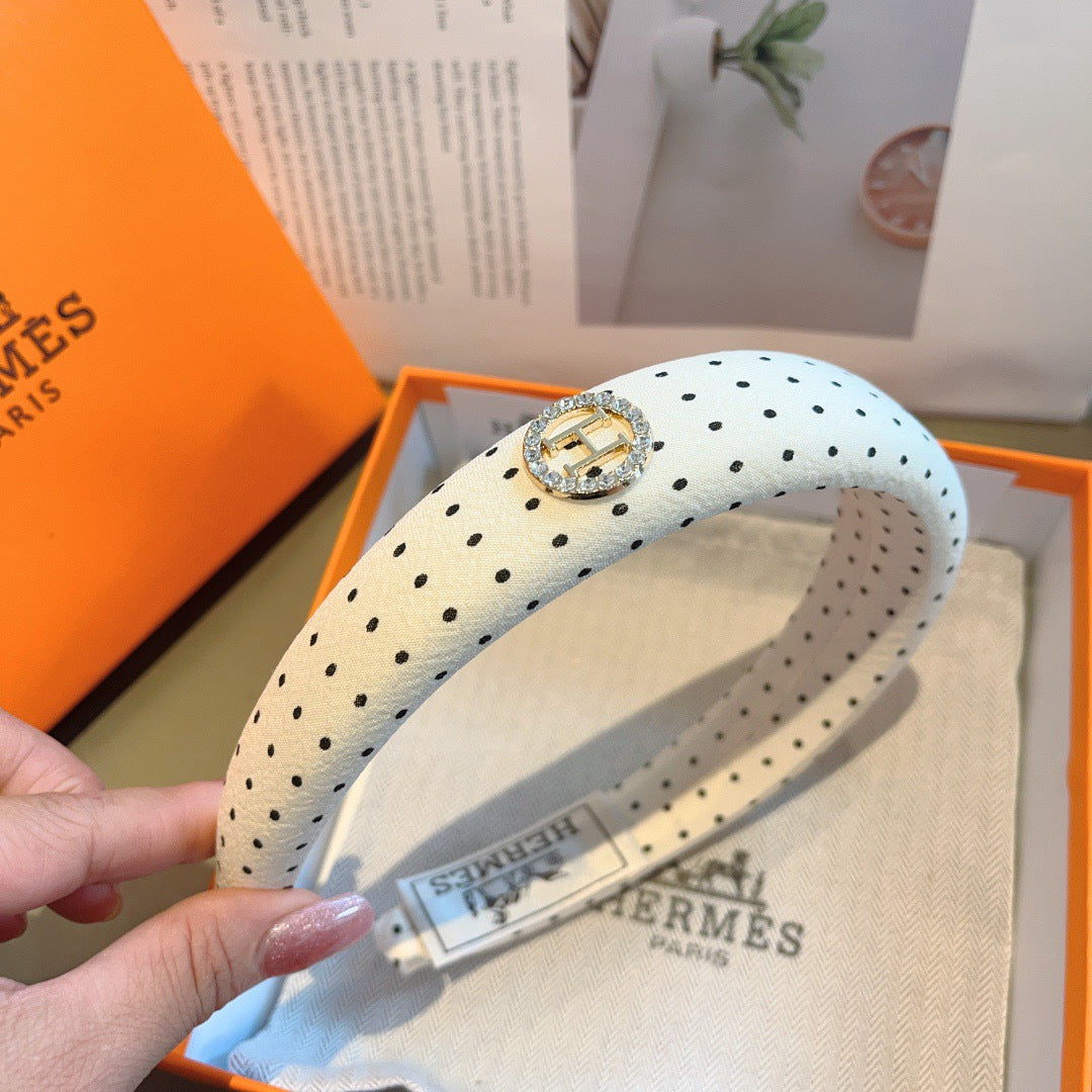 HM 26s Headband 210118